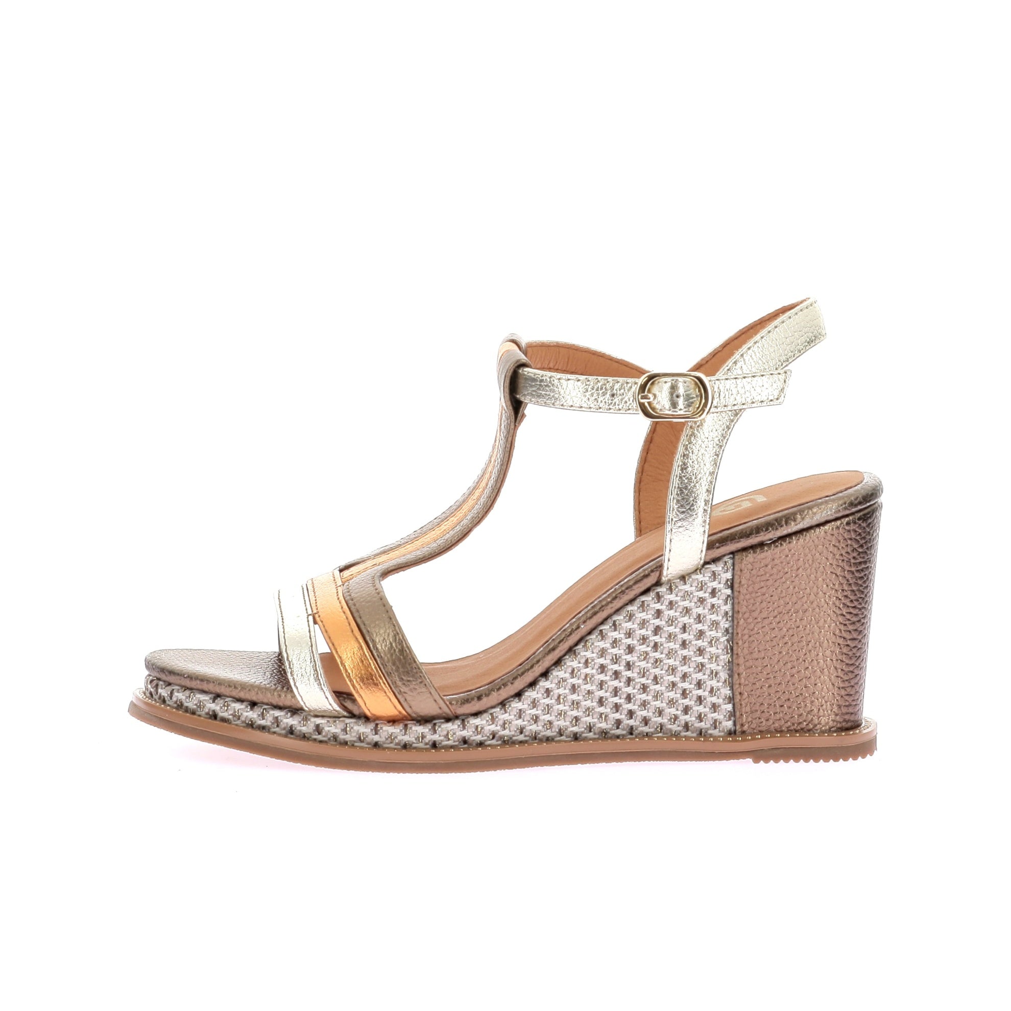 108326227097992_0000