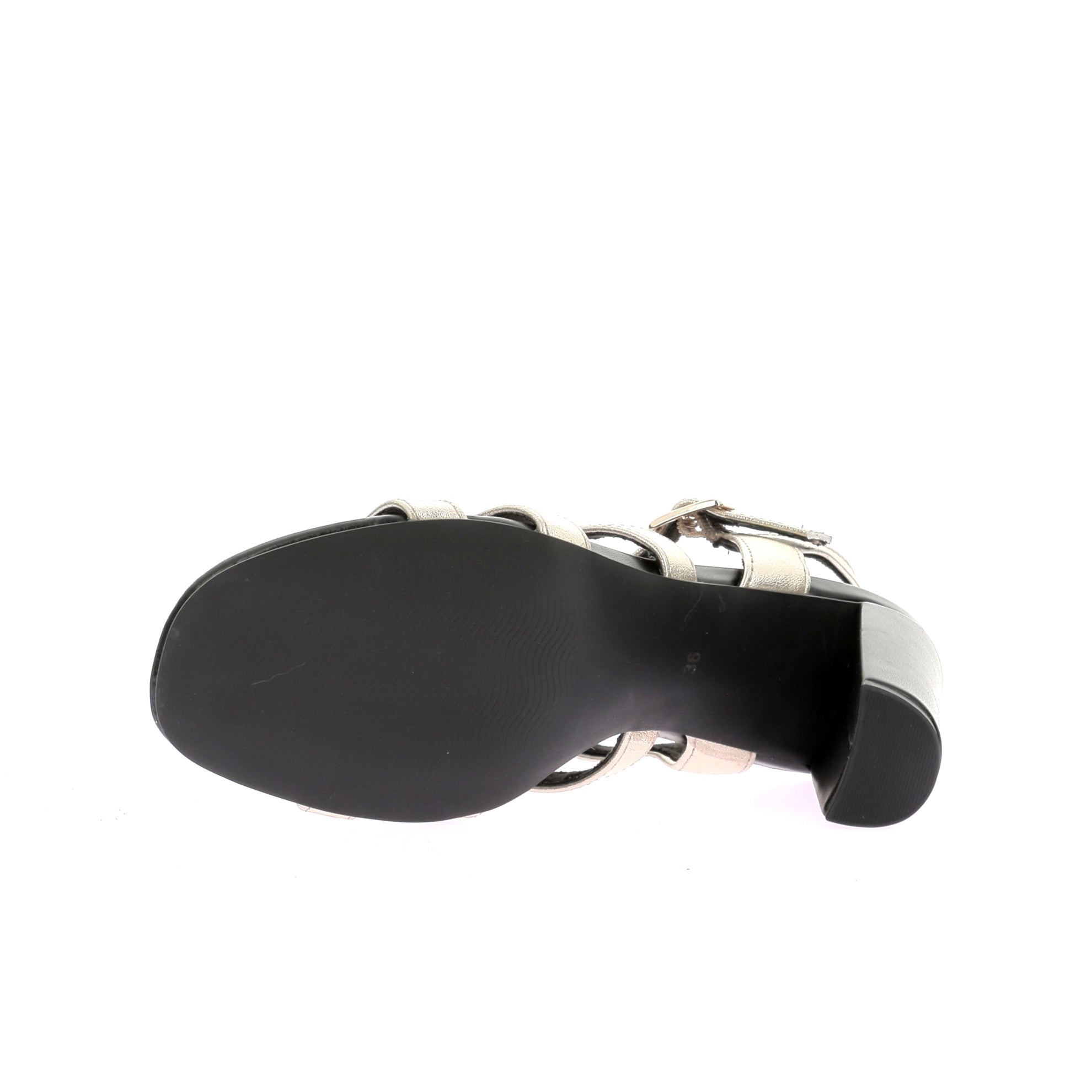 108520997893570_0005