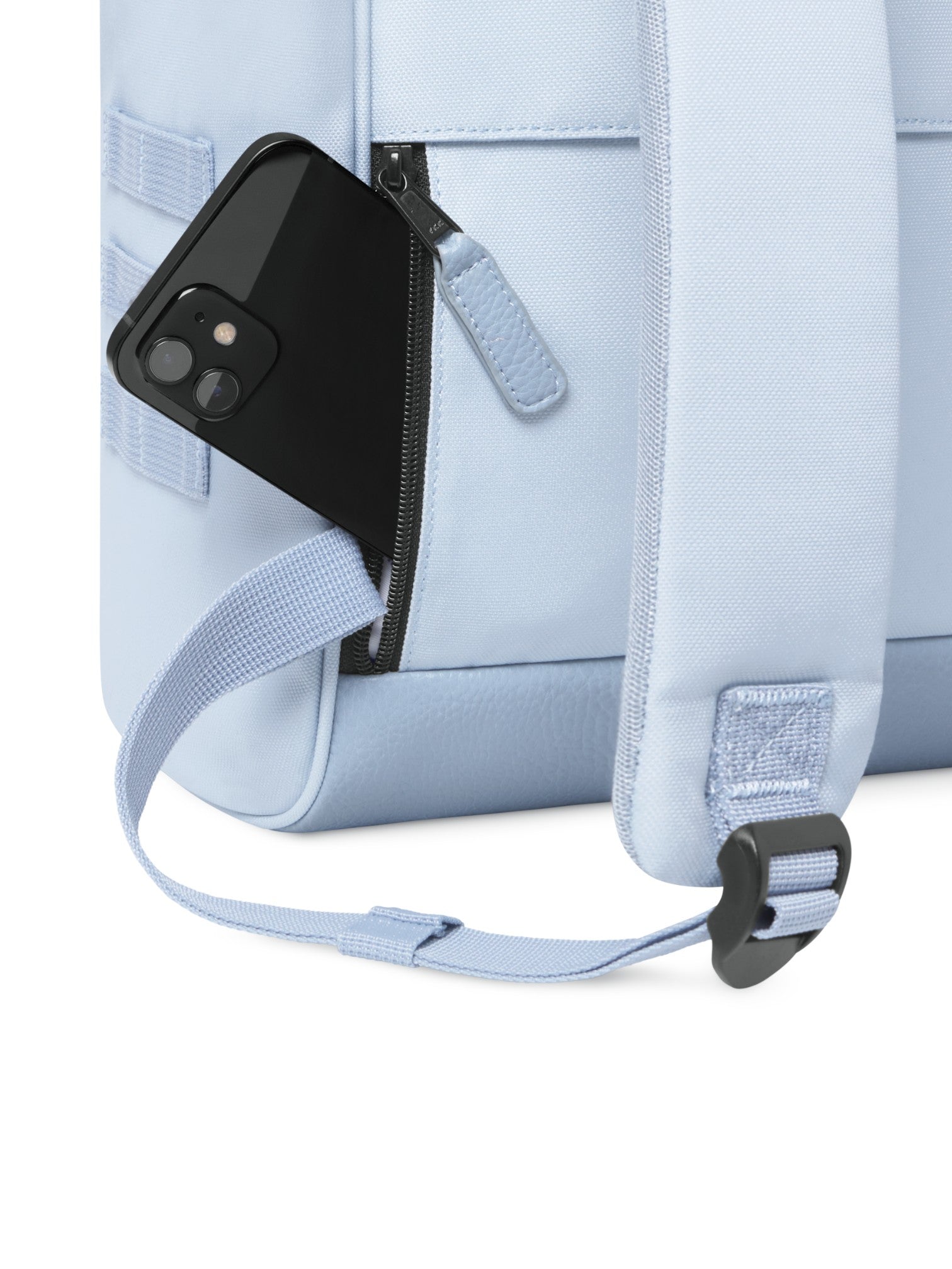 108837933188579_0008