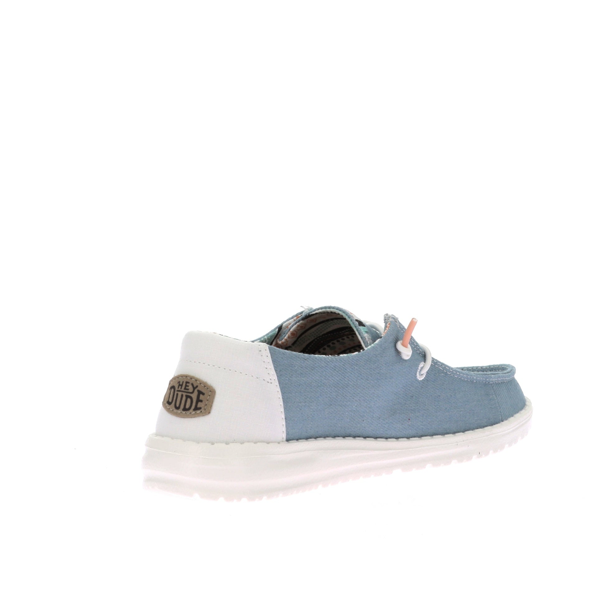 108909846315400_0003