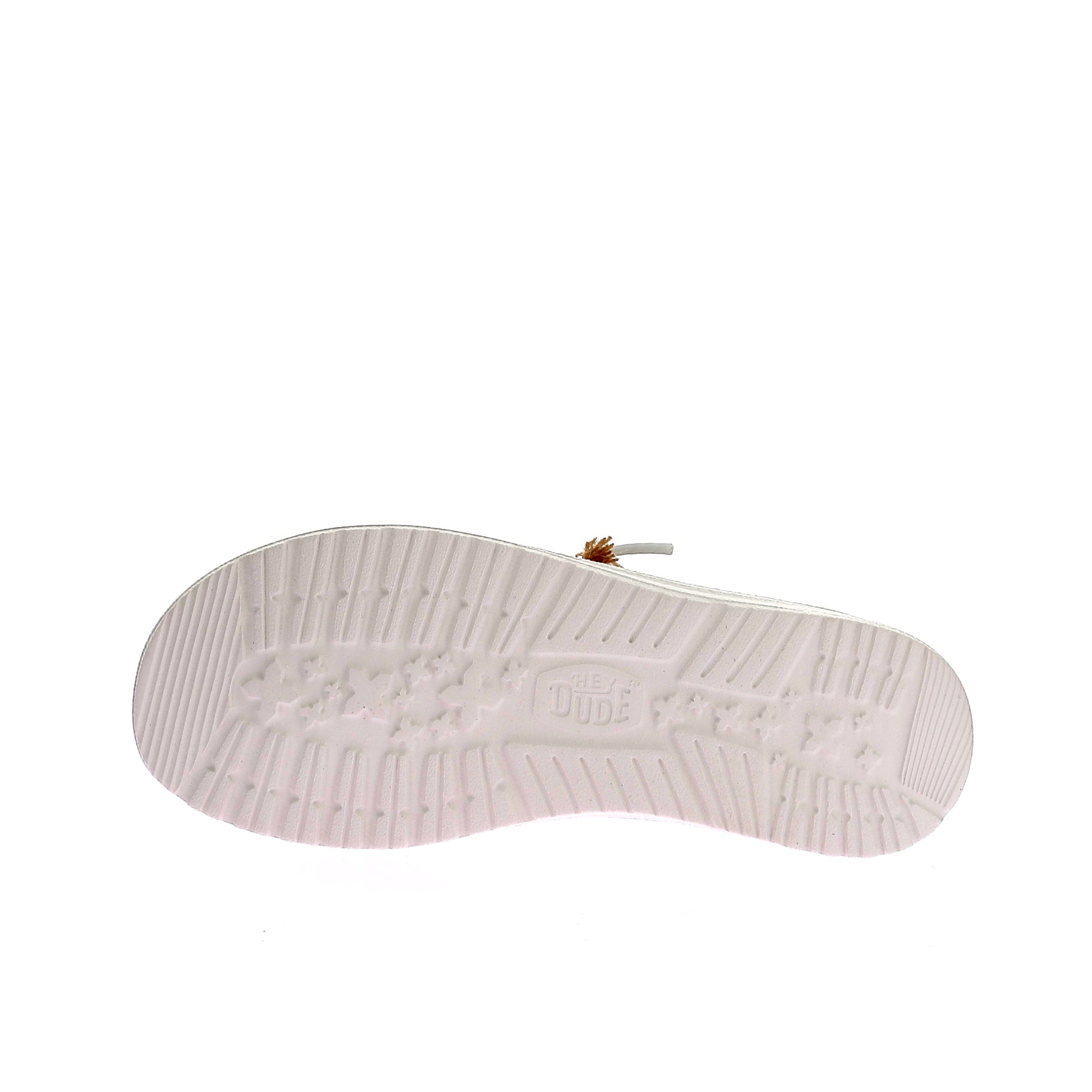 108975135807685_0005