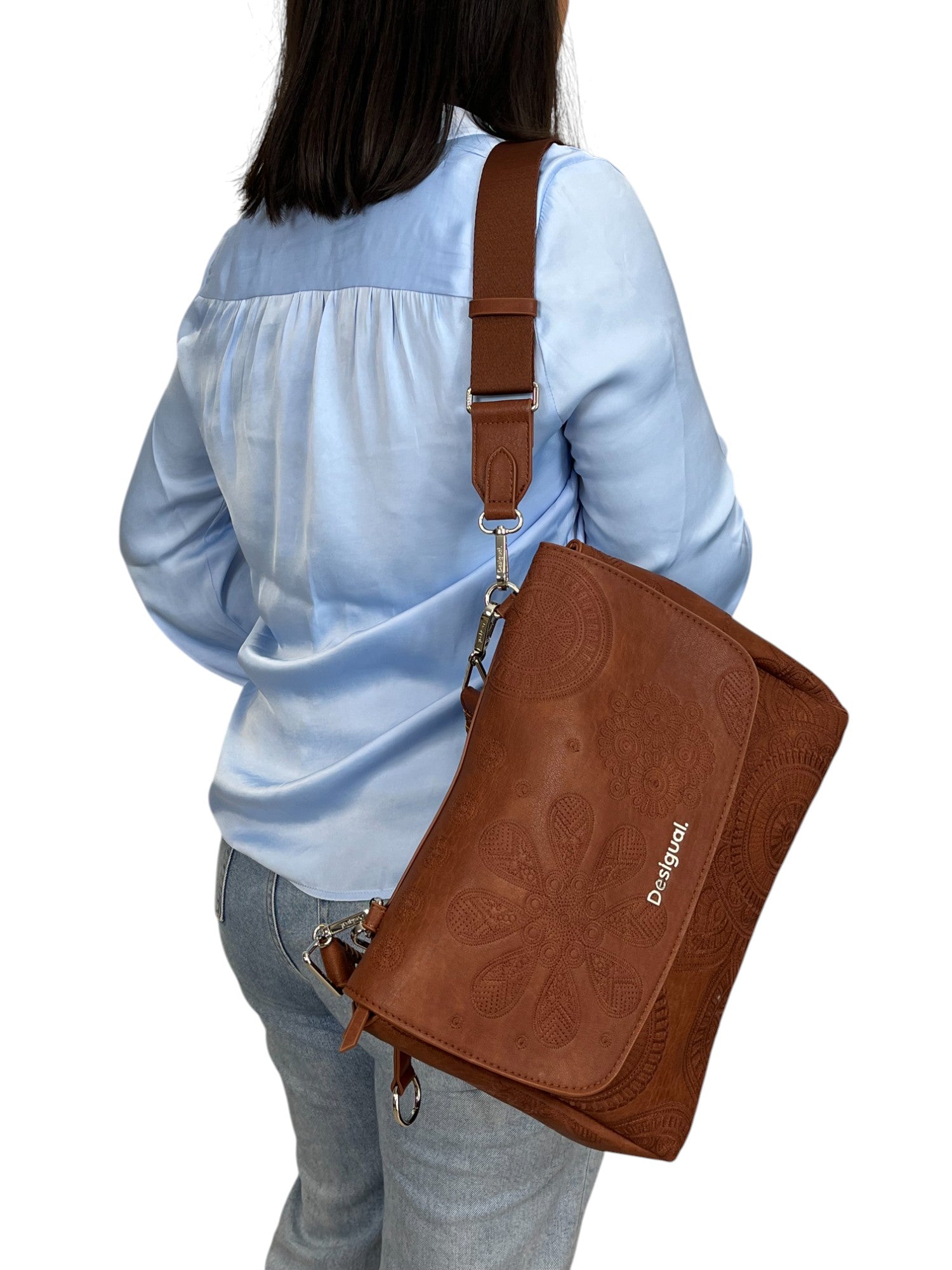 109404436552025_0000