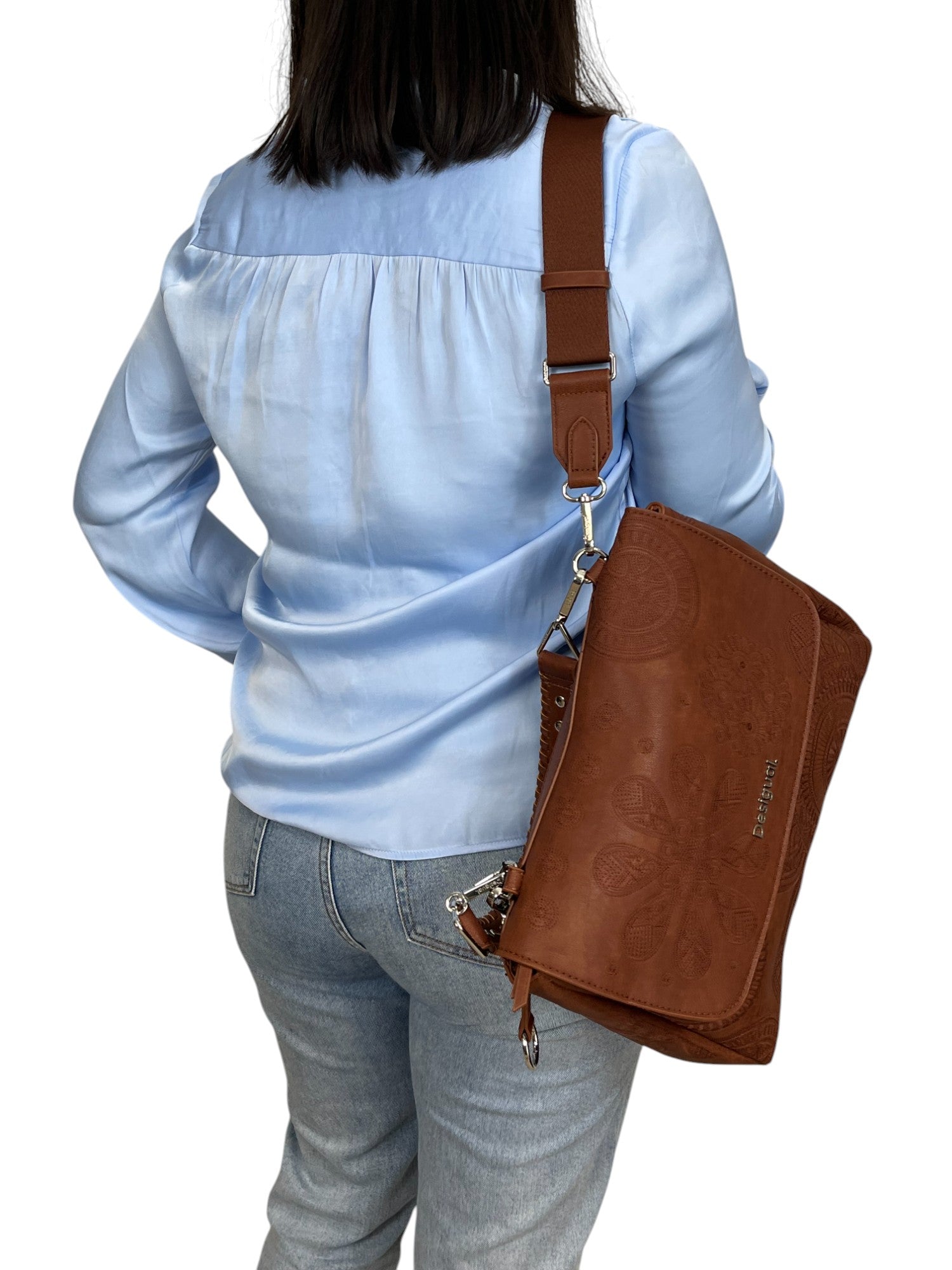 109404436552025_0001