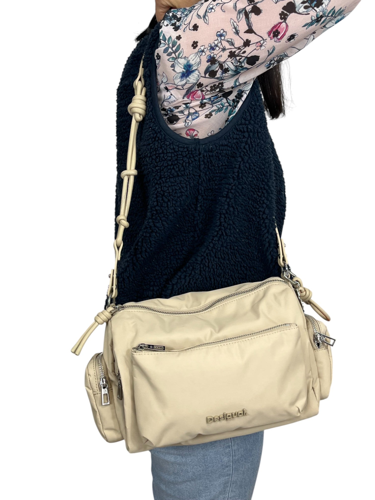 109415663664979_0001