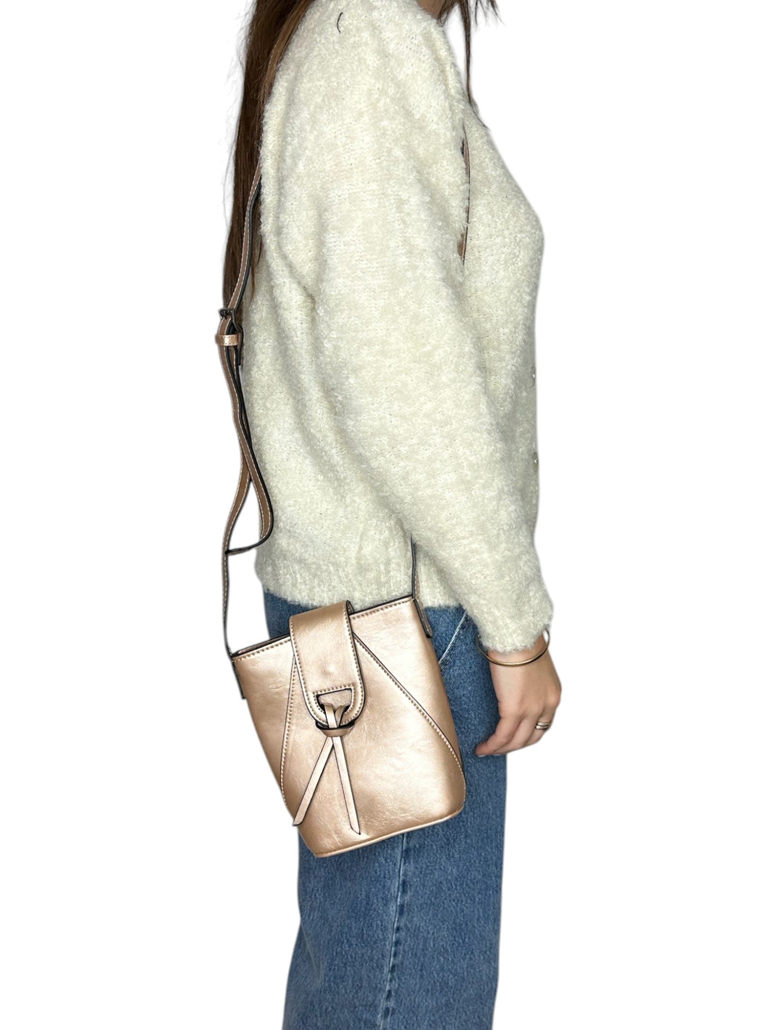 110068335517755_0000