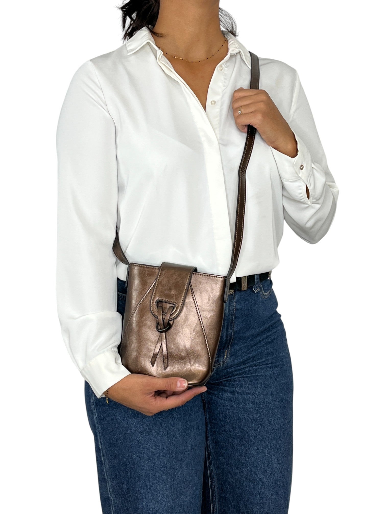 110068369078204_0000