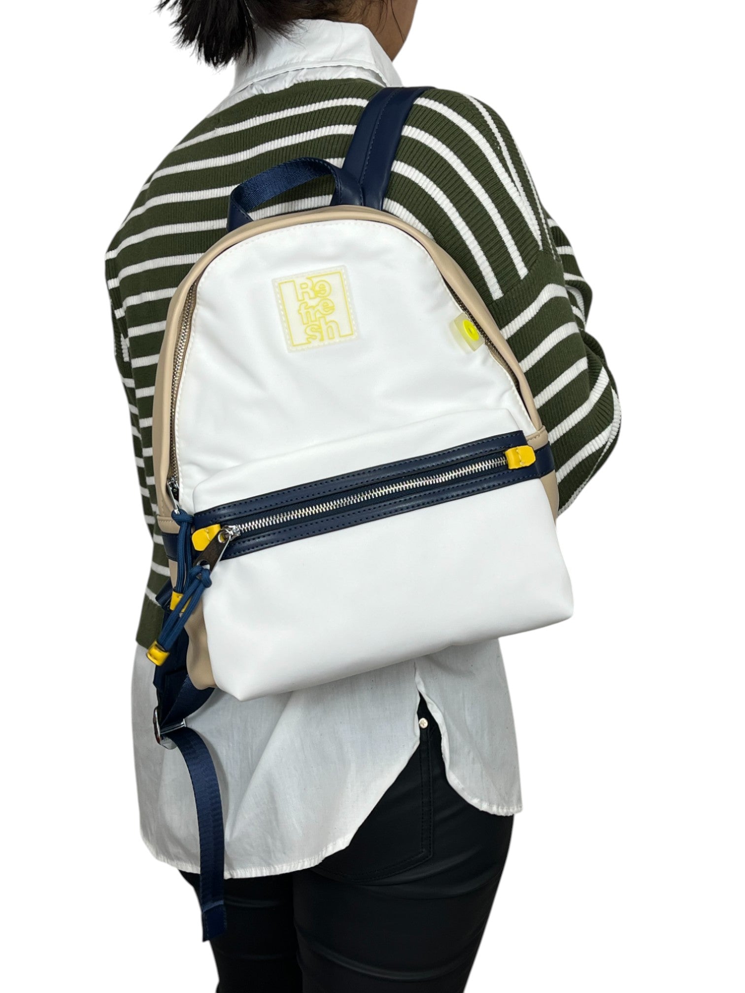 110617259066632_0000