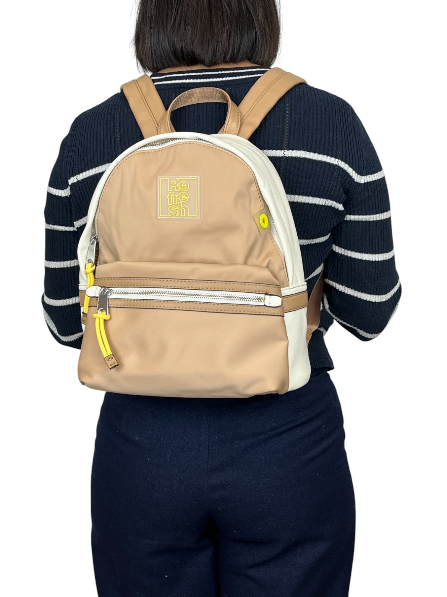 110617883615047_0000