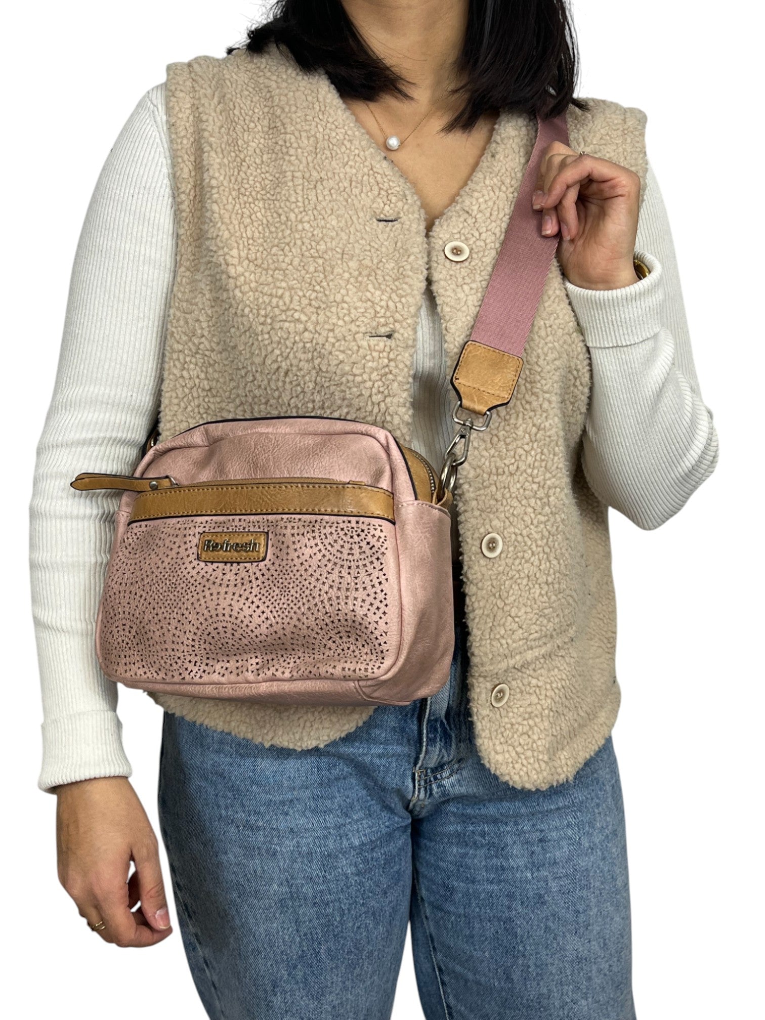 110618155988451_0000