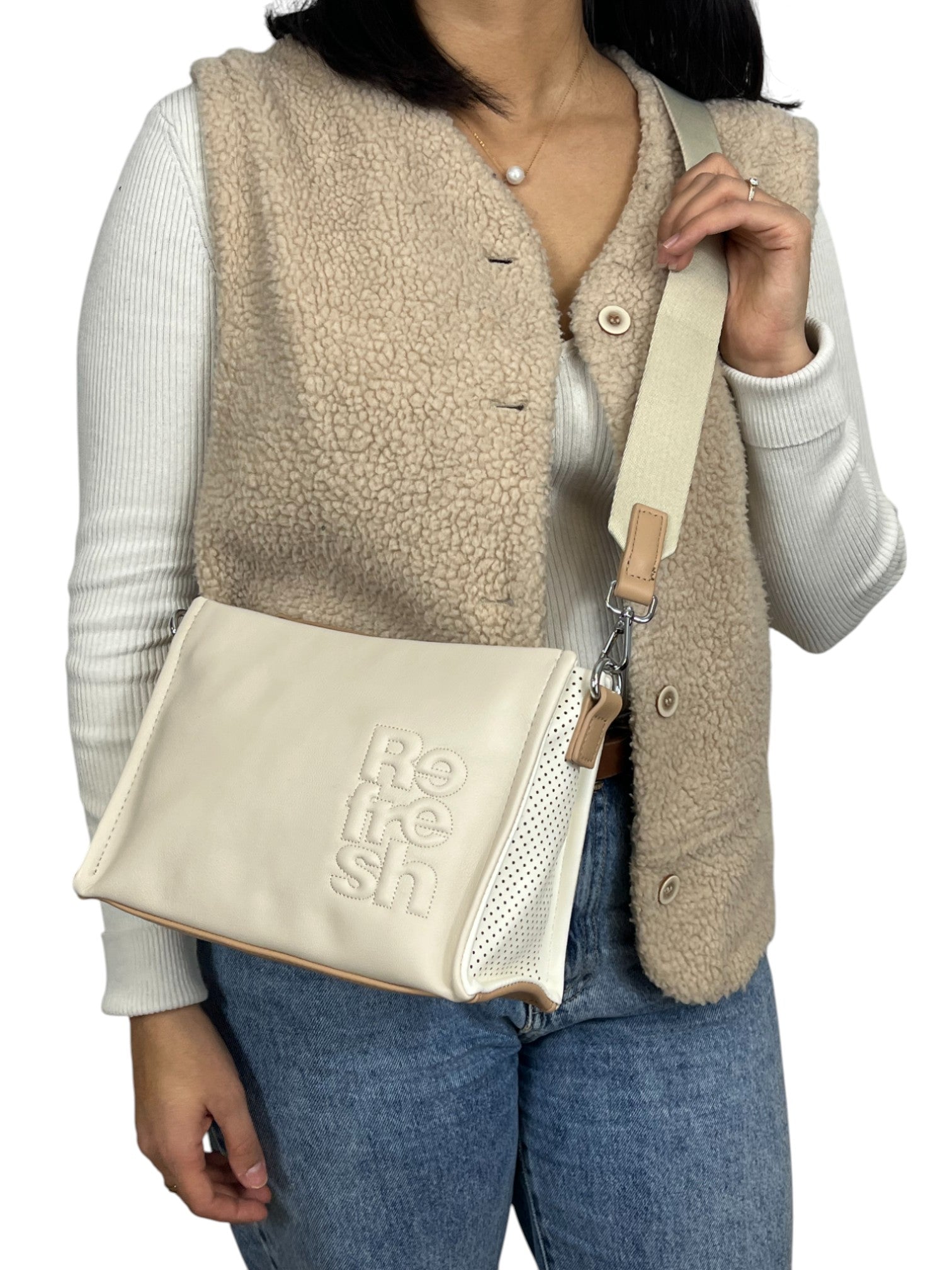 110623293026721_0000