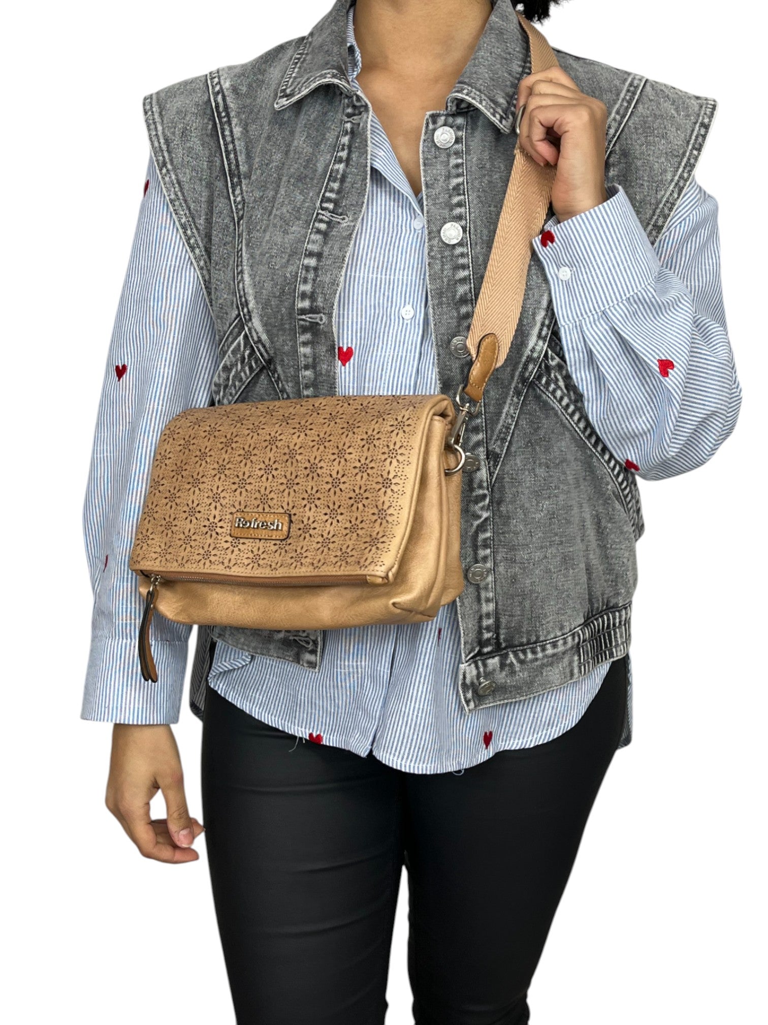 110624397395095_0000