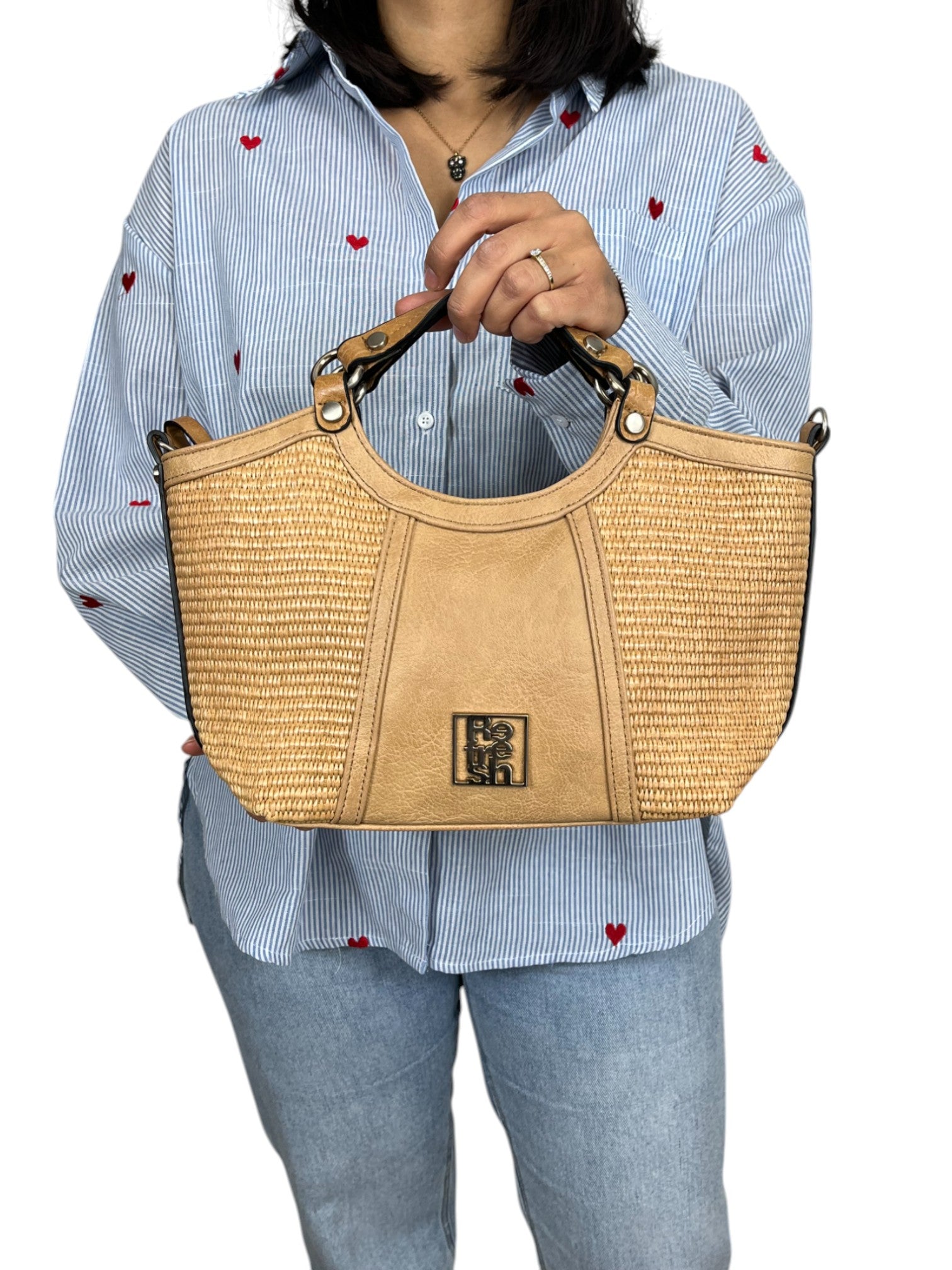 110627397395095_0001