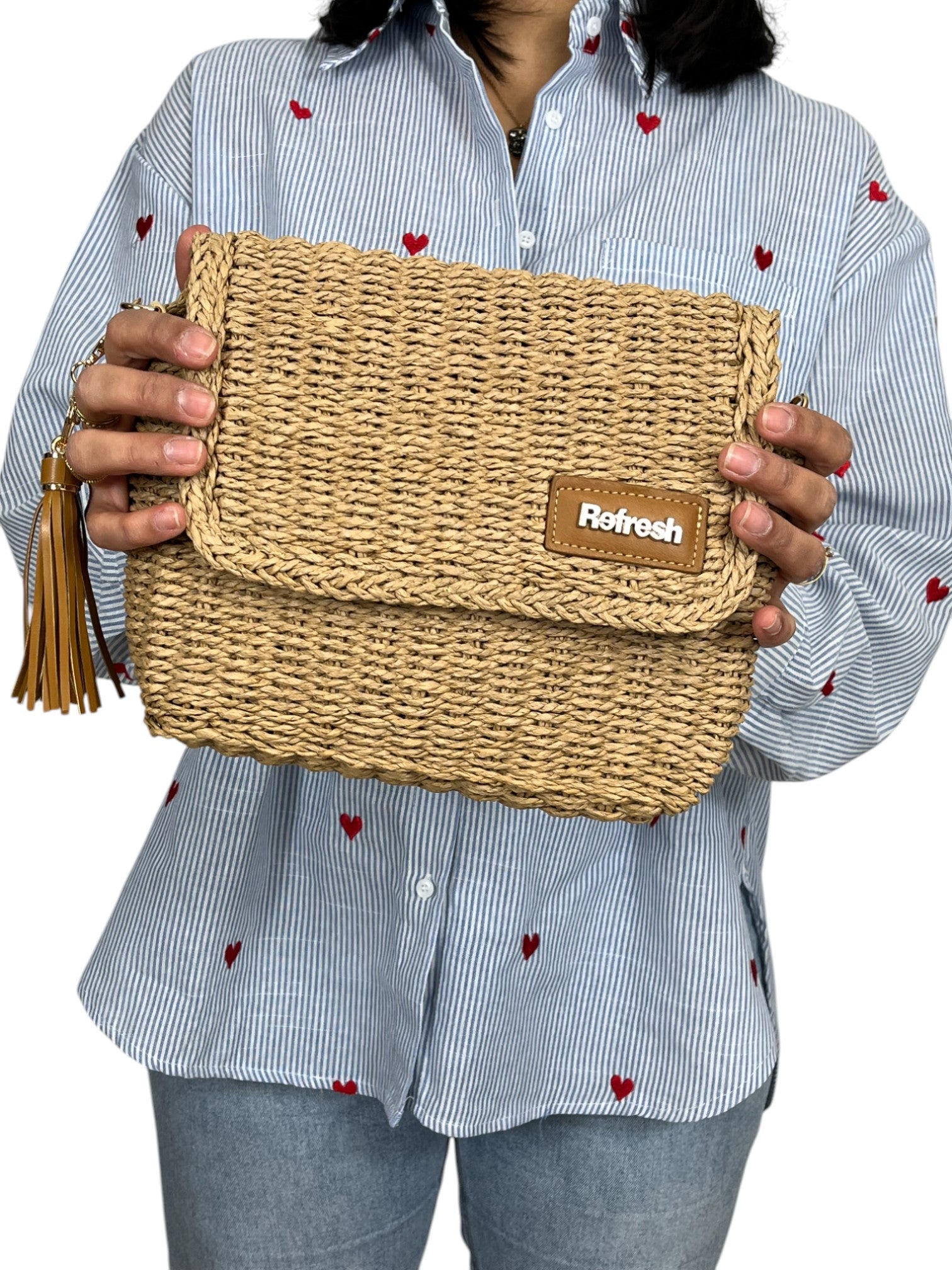 110628810776160_0000