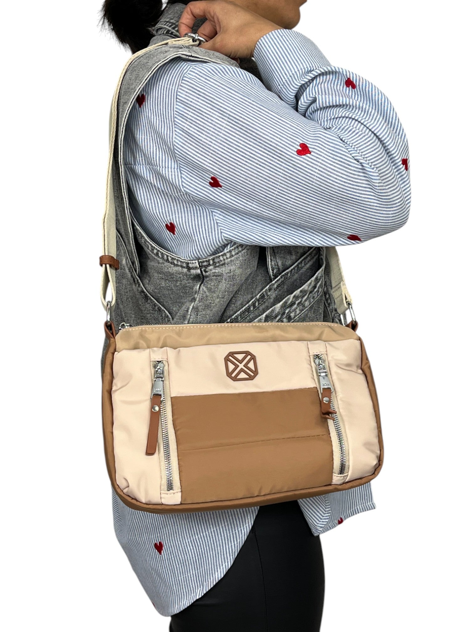 110636883615047_0000