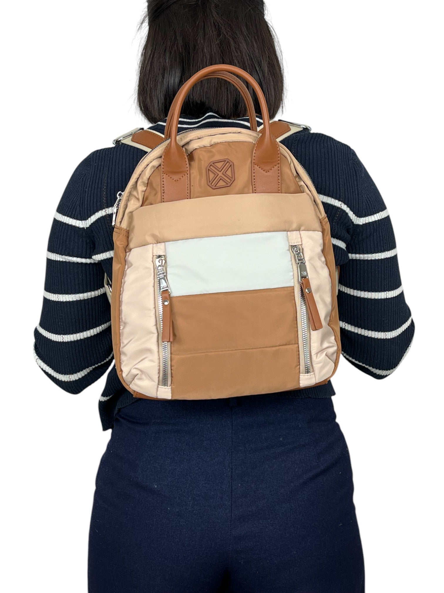 110637883615047_0000