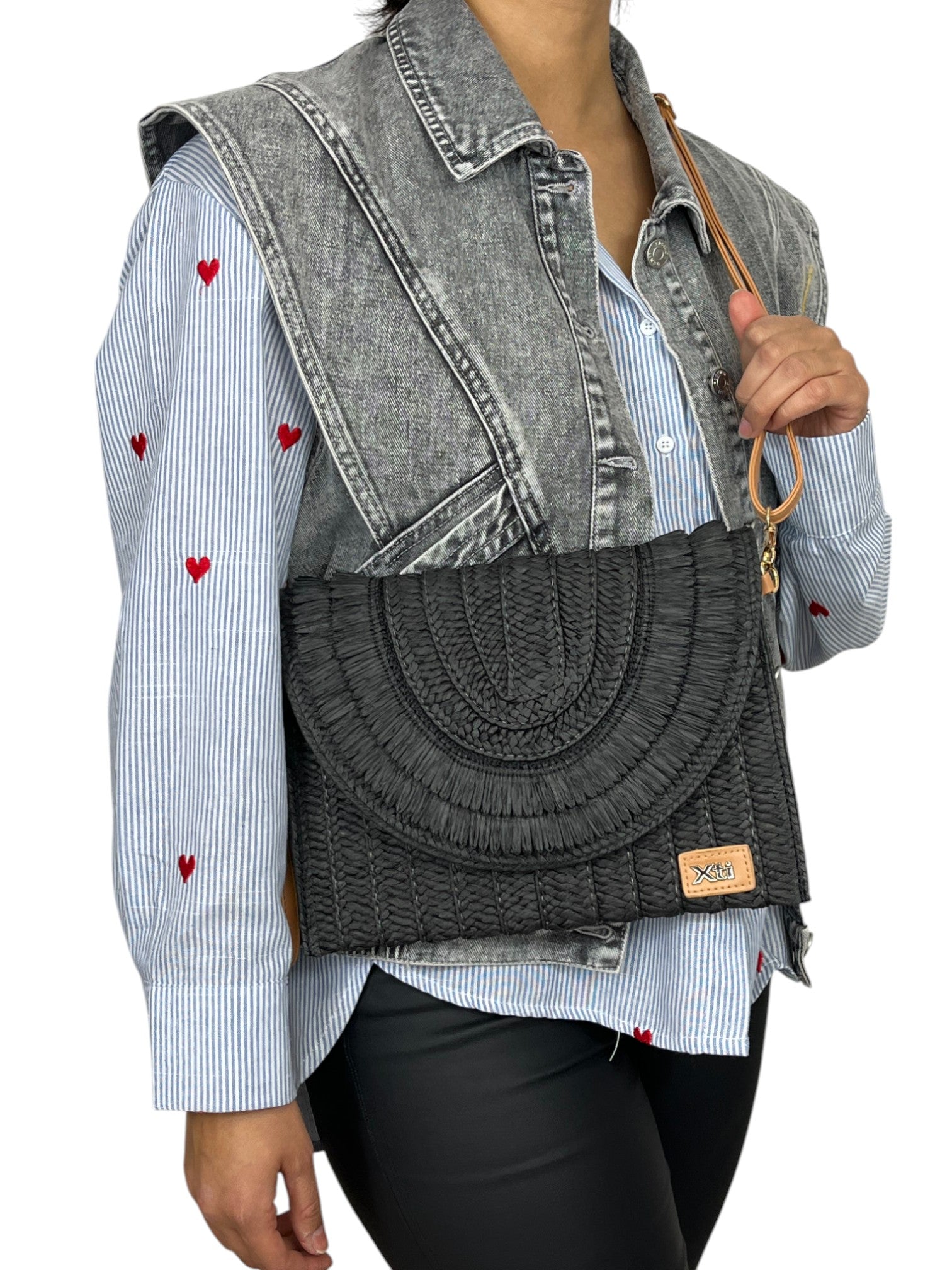 110648187066327_0000