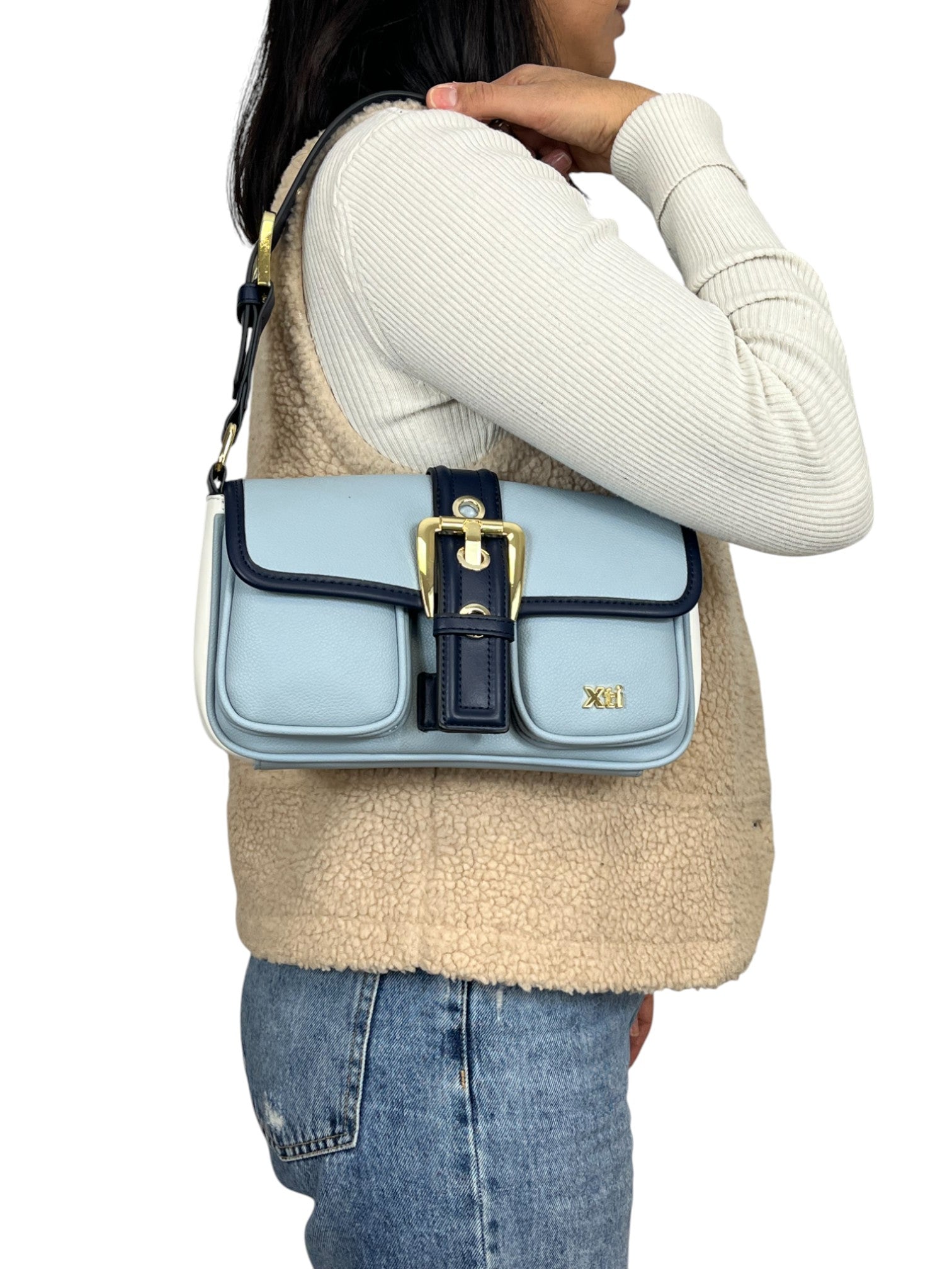 110650733103465_0000