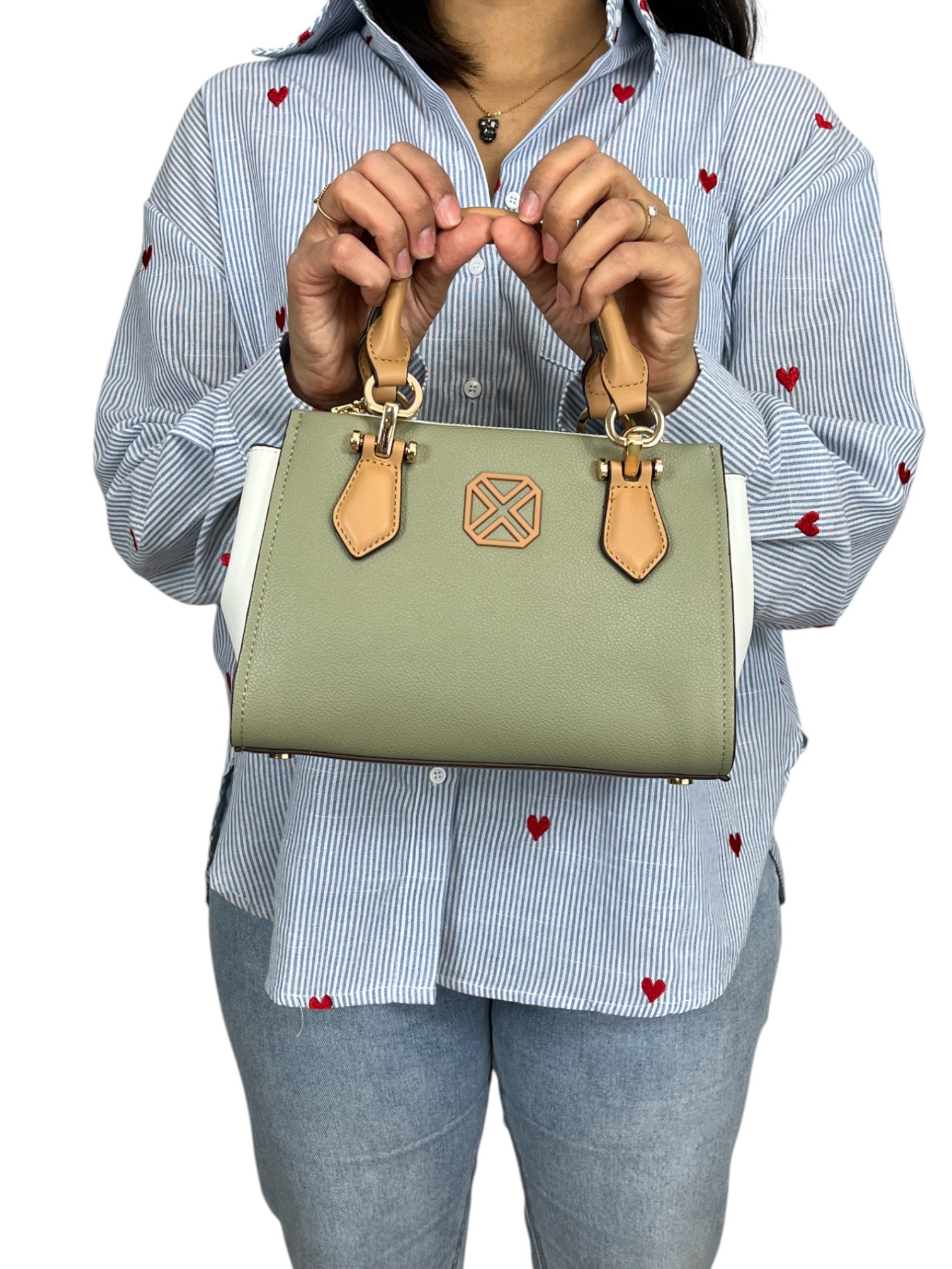 110652306552177_0000