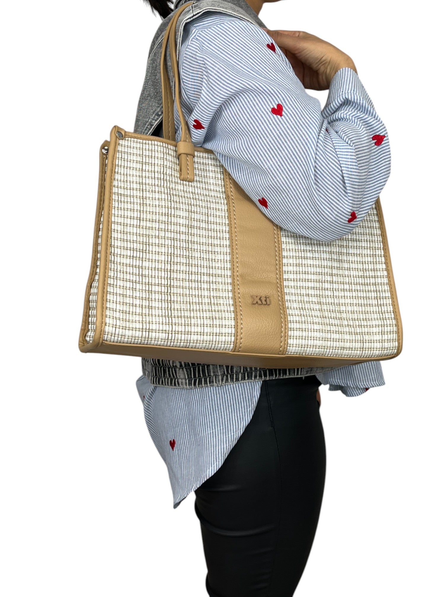 110655434973661_0000