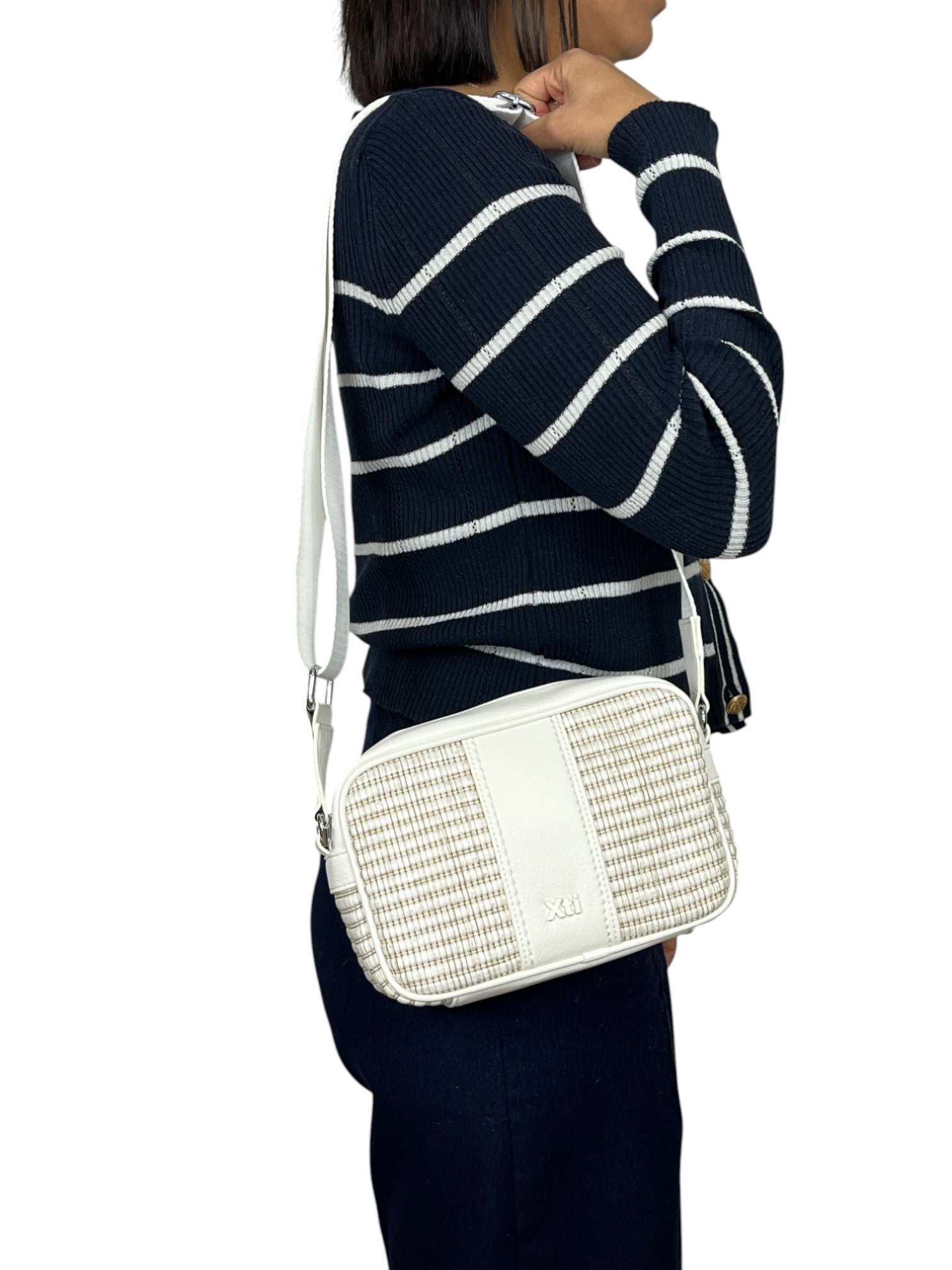 110656146224983_0000