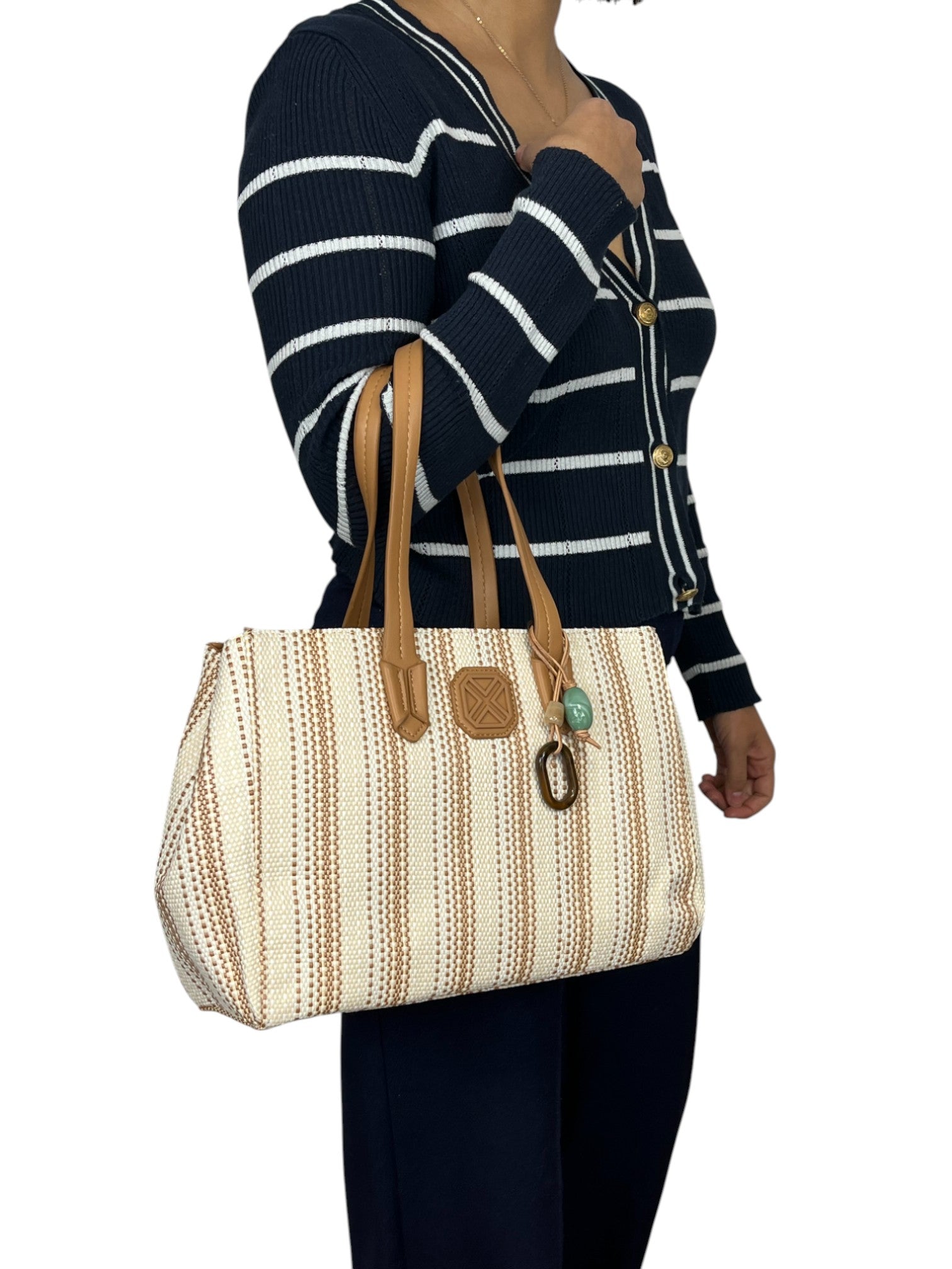 110657810776160_0001