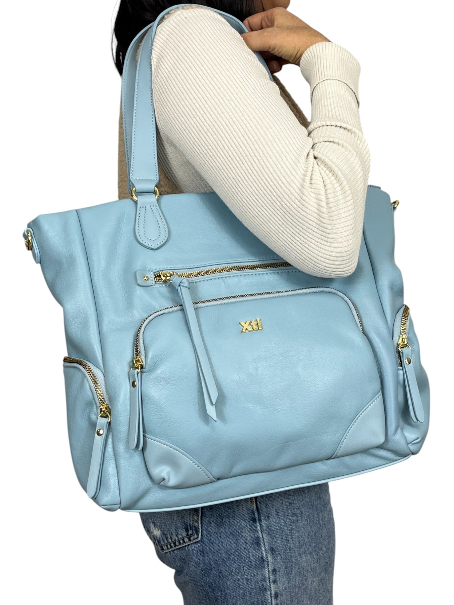 110659733103465_0000