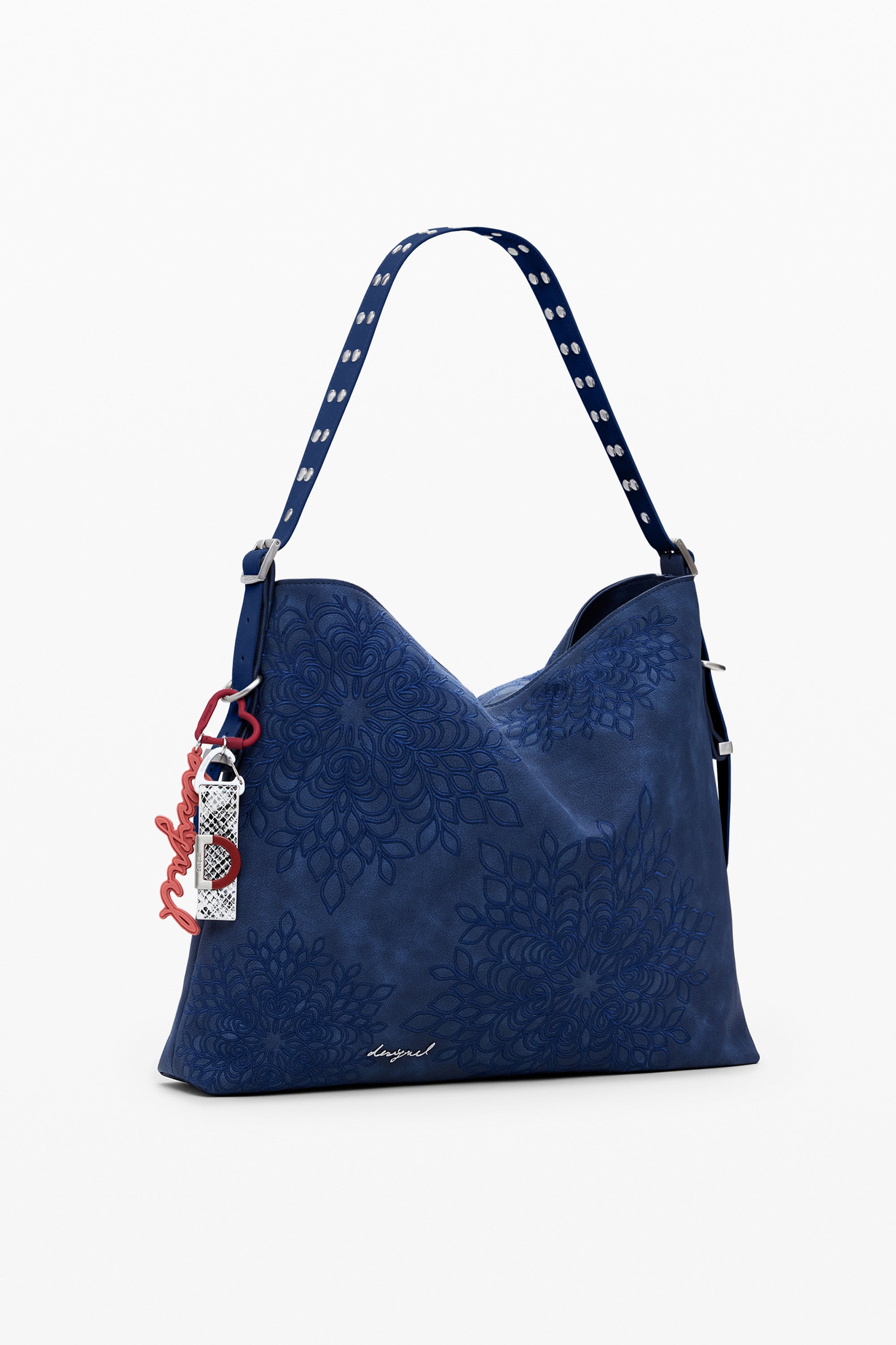 110693911839650_0003