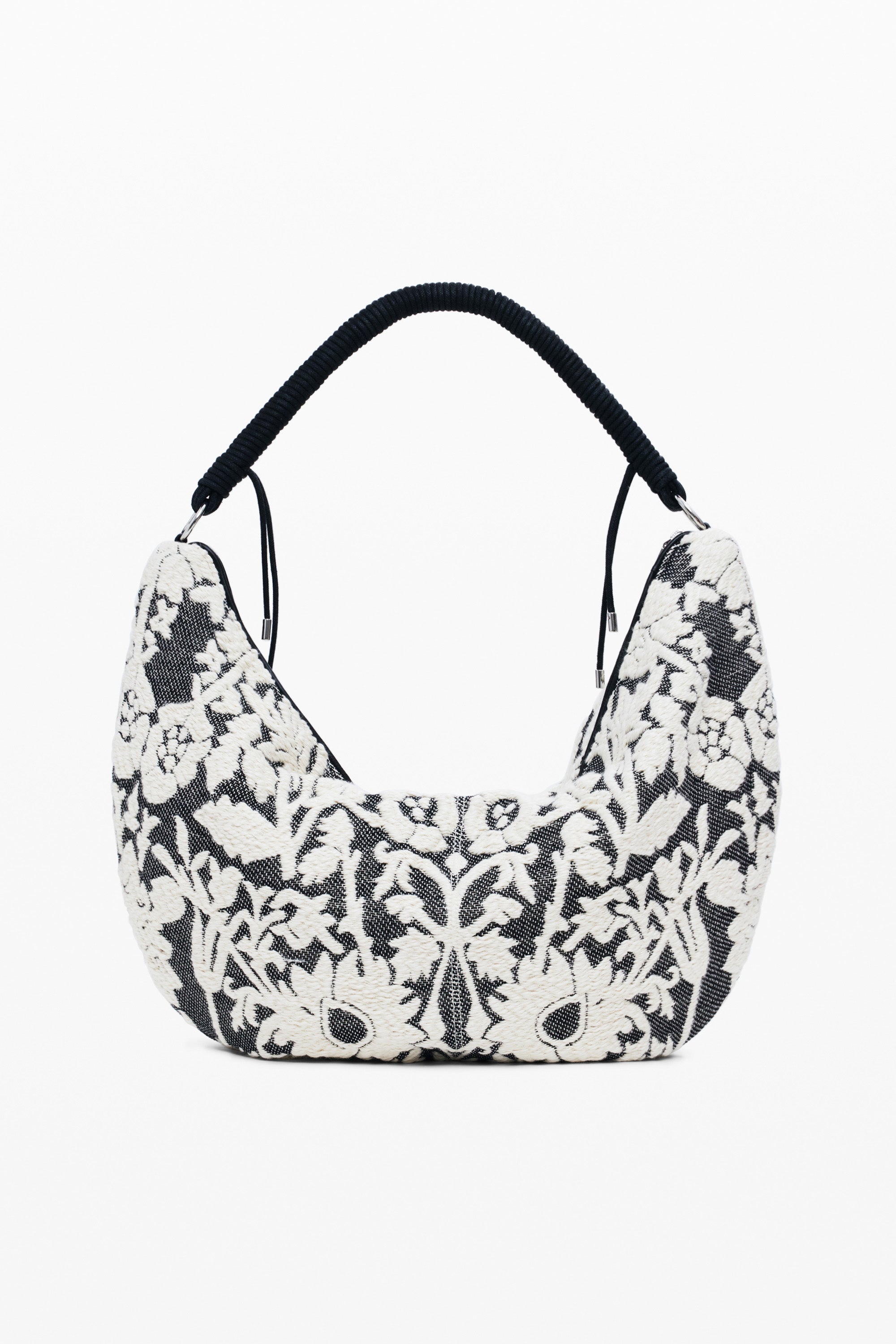 110705626694589_0003