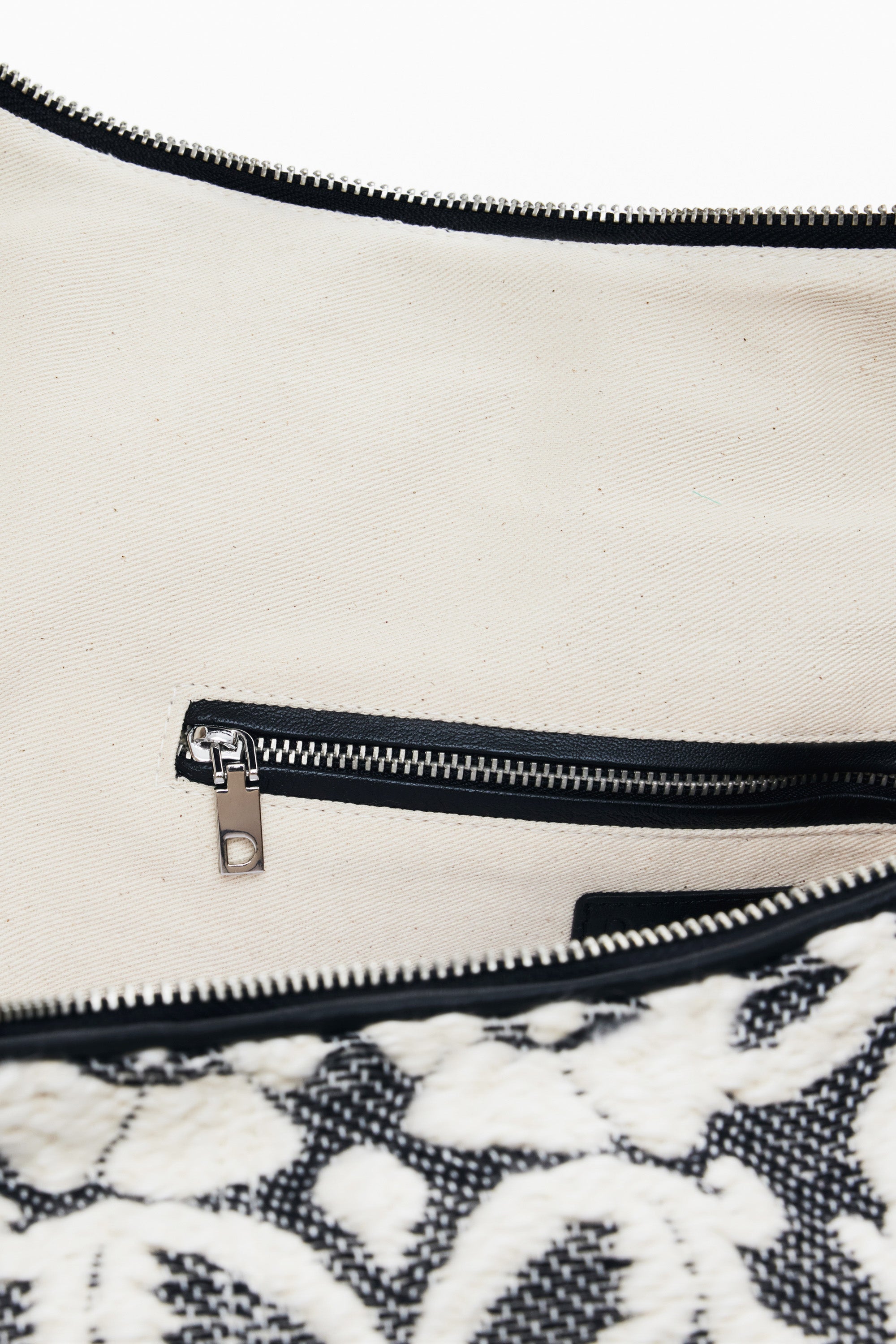 110705626694589_0006