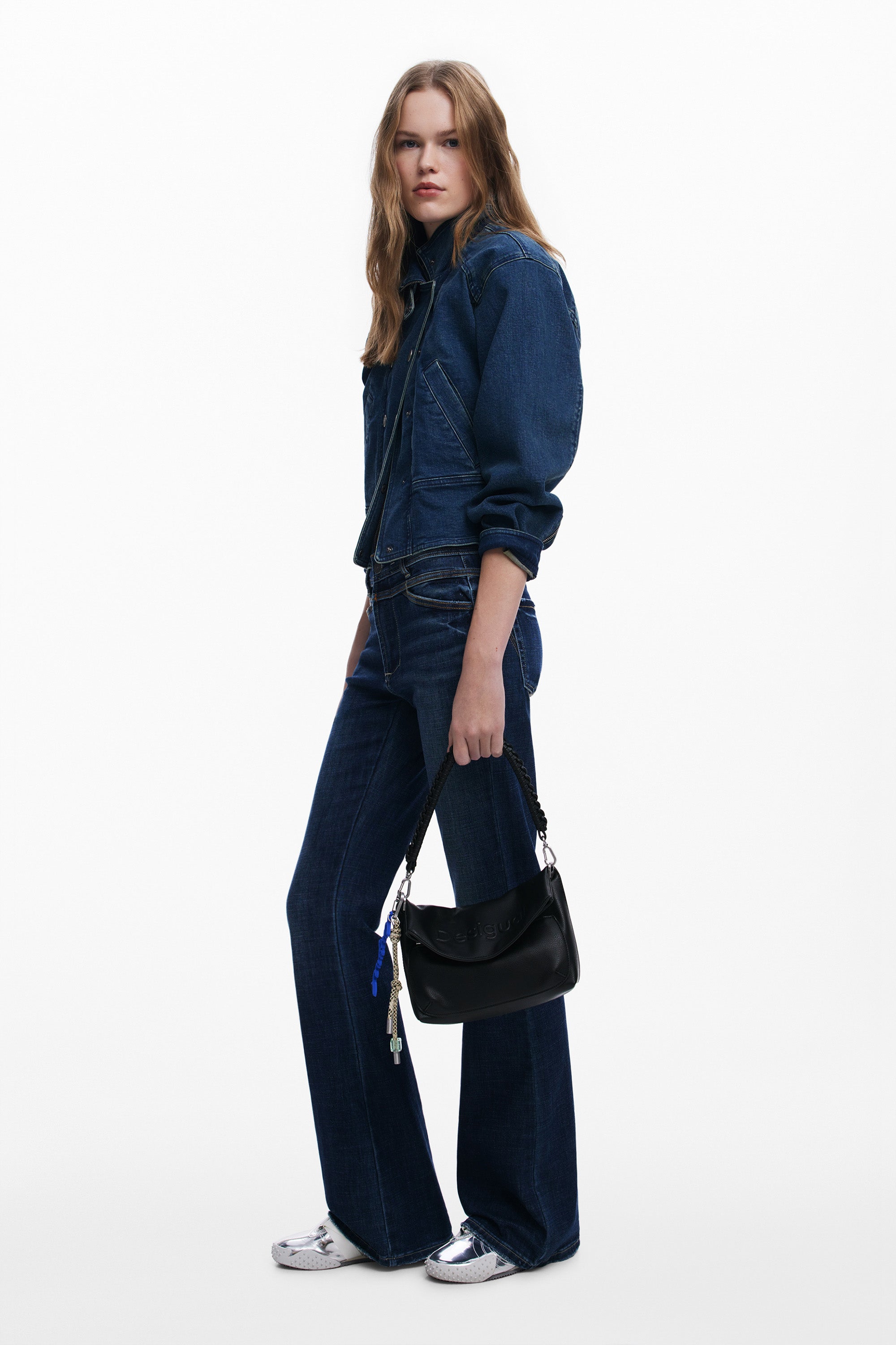 110720626694589_0001