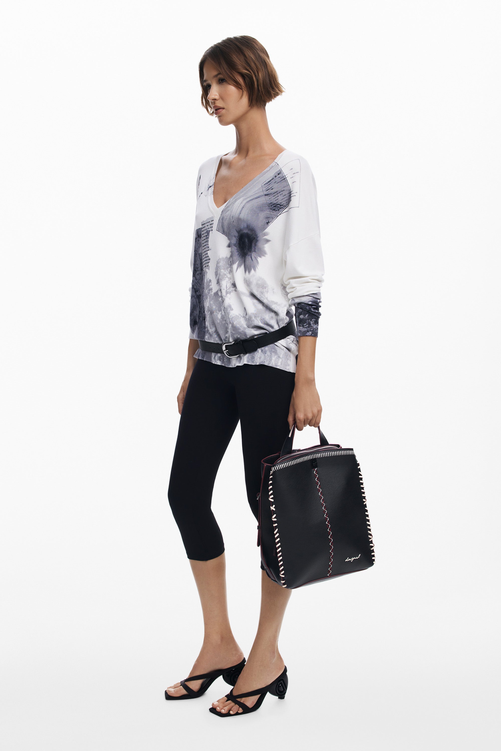 110727626694589_0001