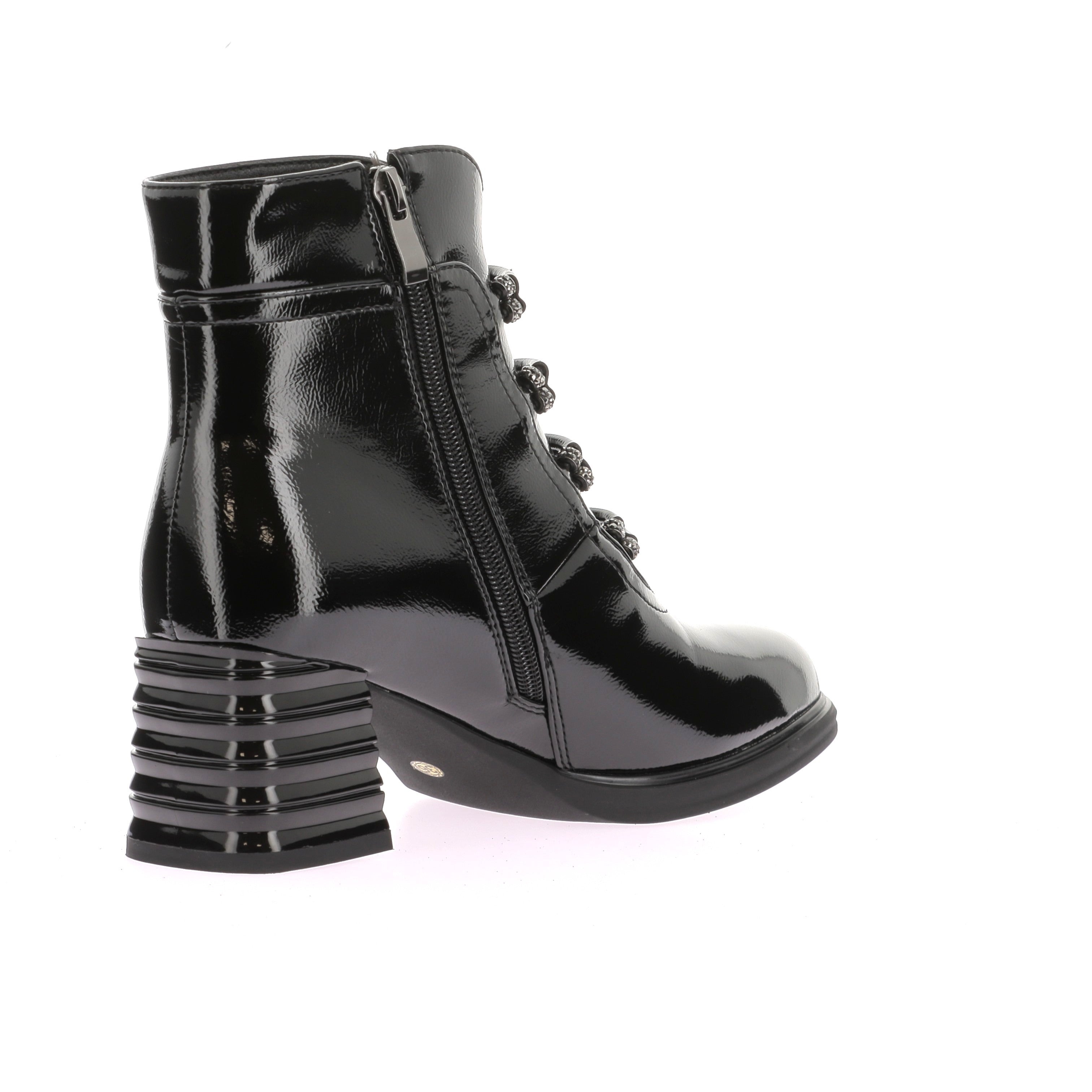 110821218682516_0003