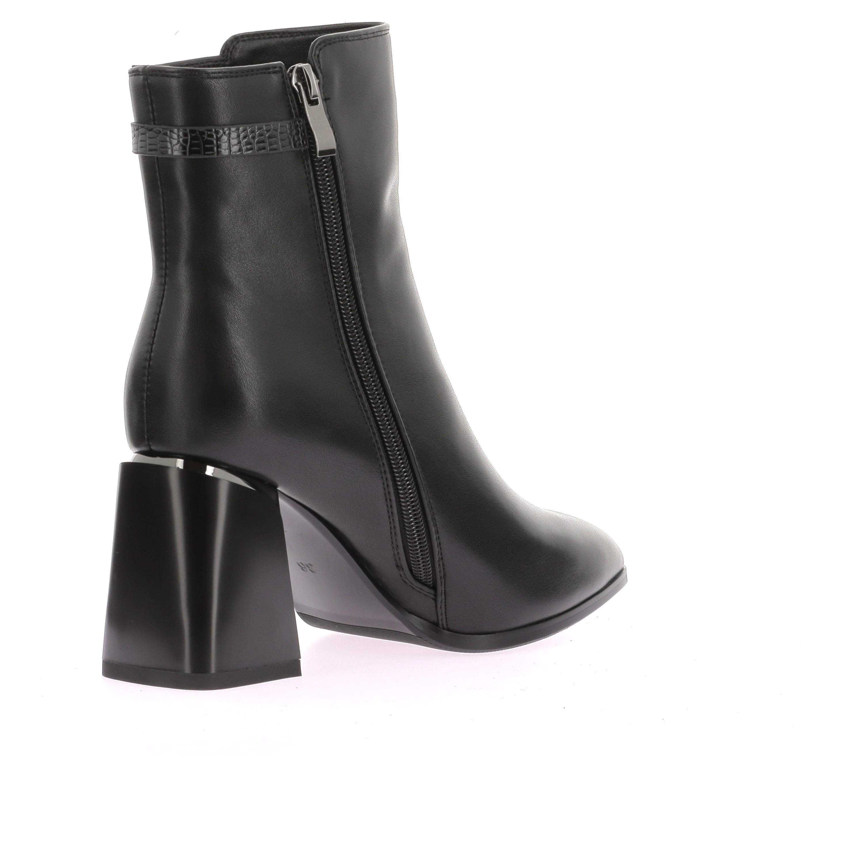 110822569245649_0003