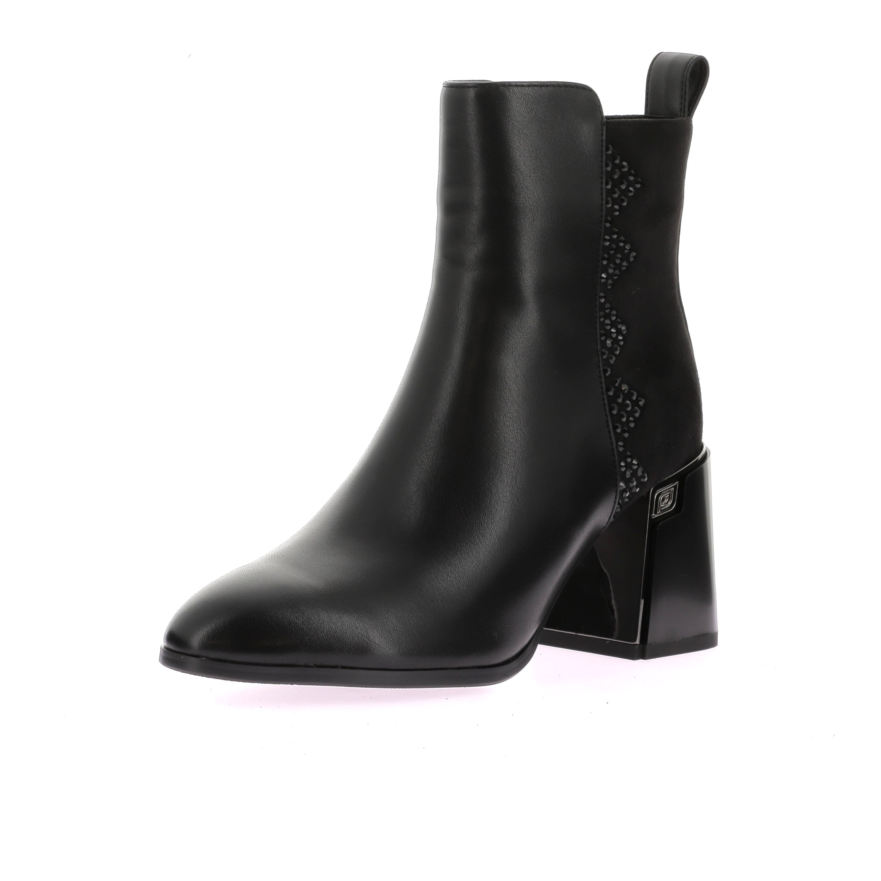 110823569245649_0001