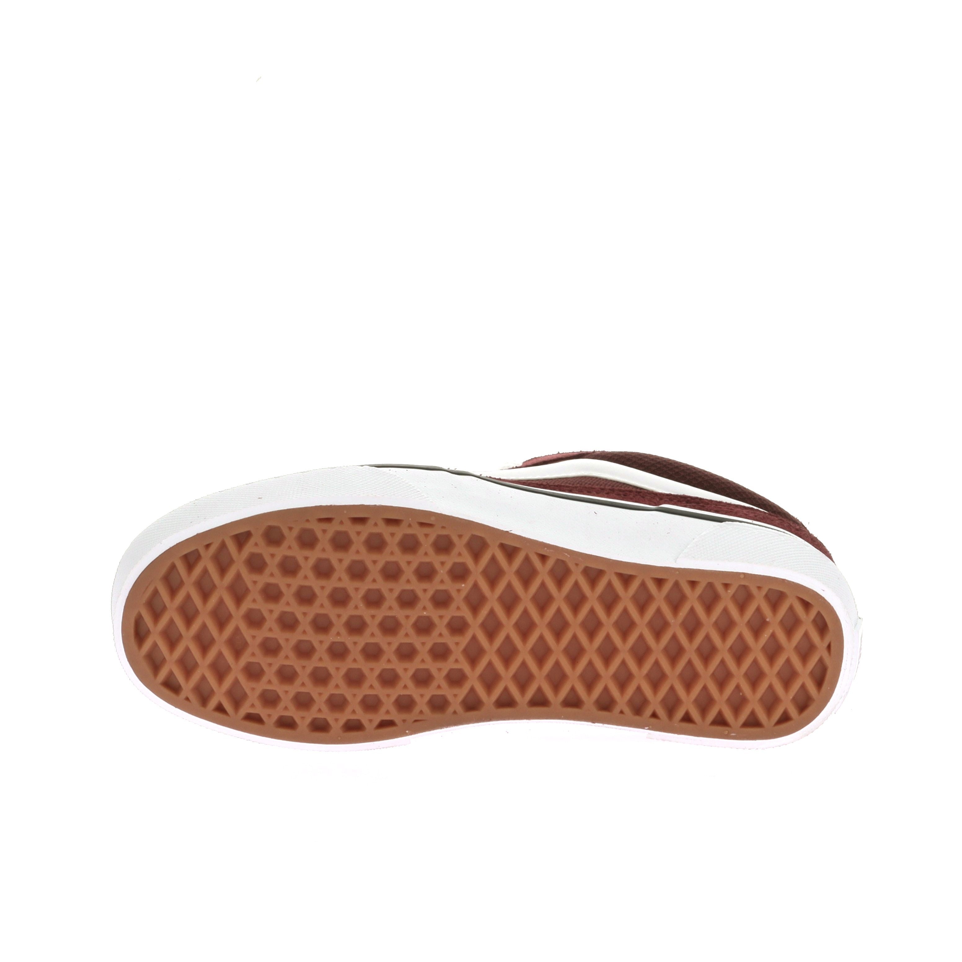 111153890389978_0005