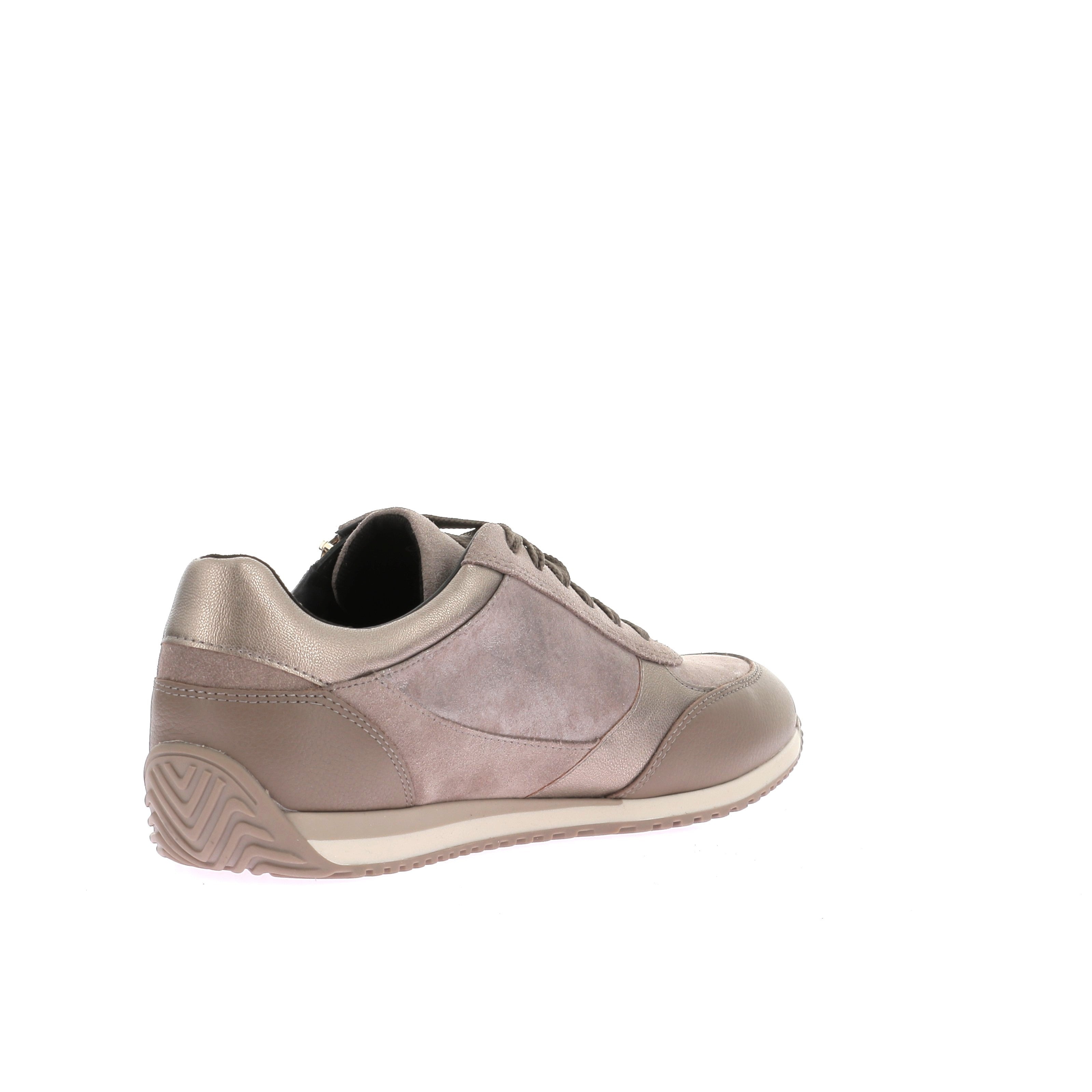 111308649670853_0003