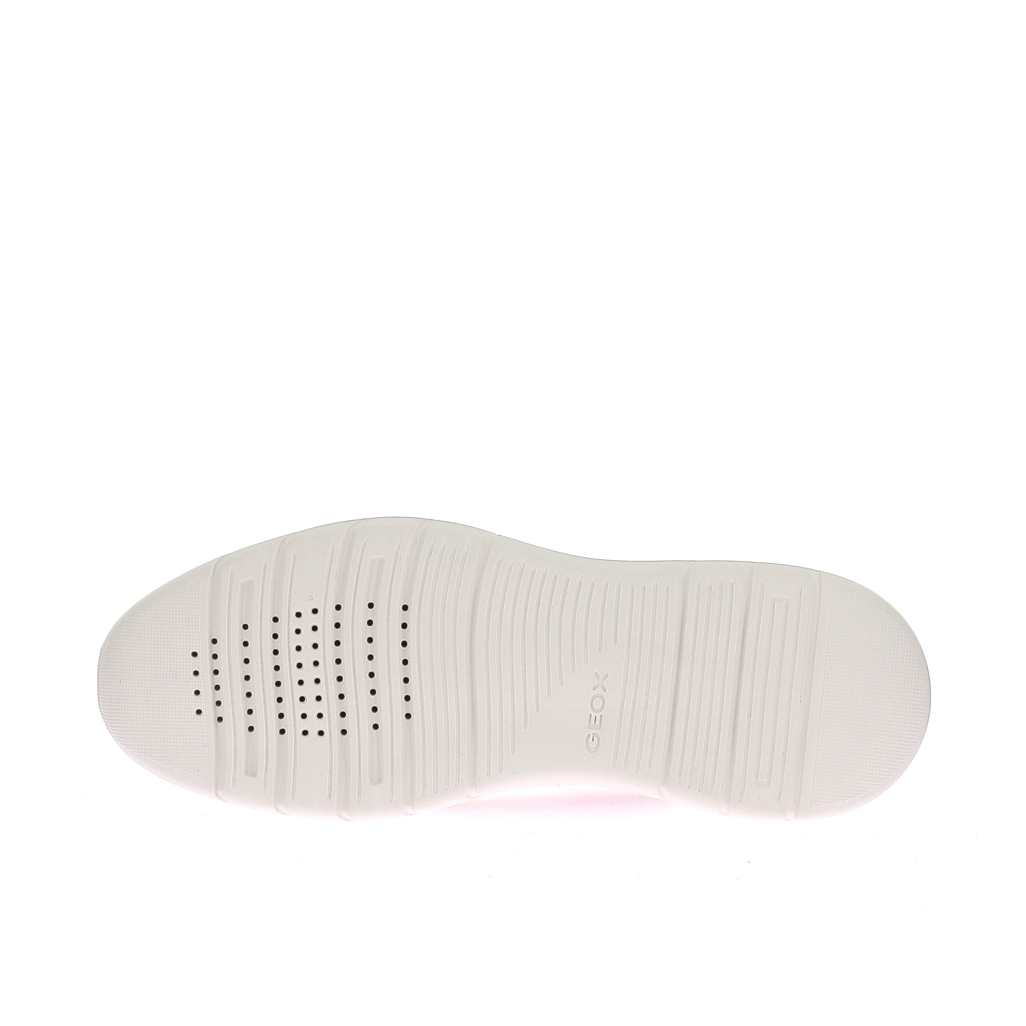 111357760823372_0005