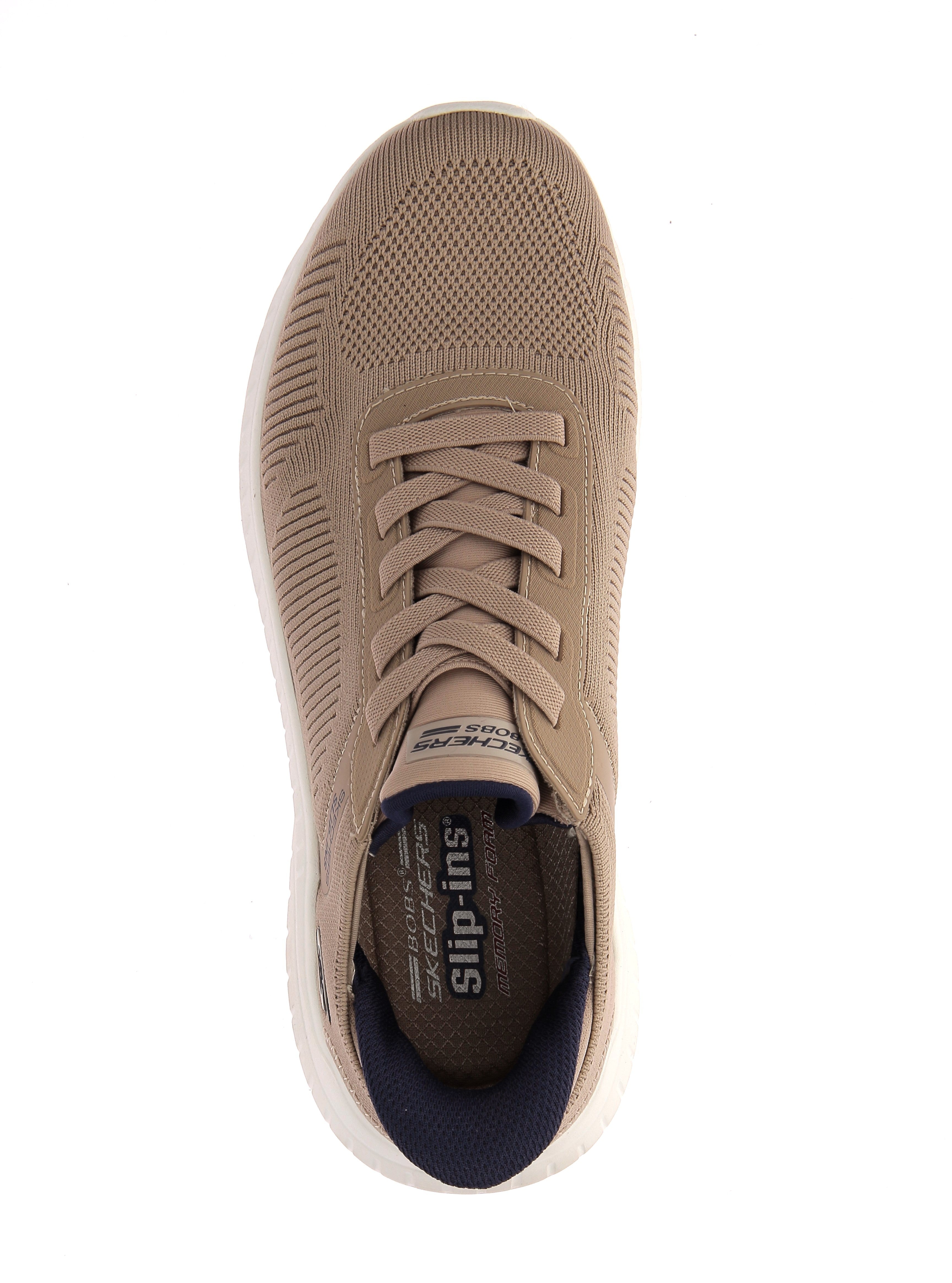 111723685175880_0004