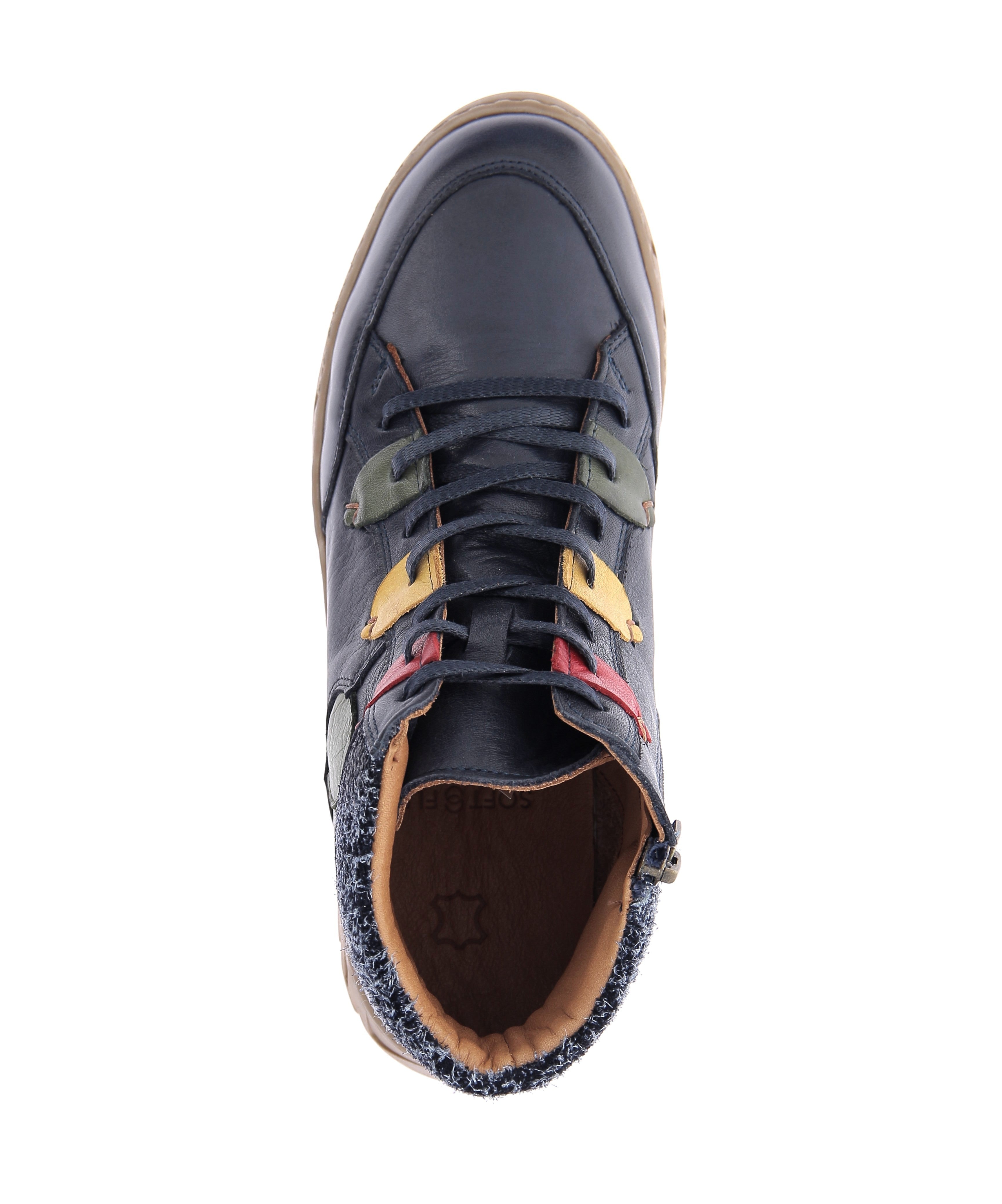 111804893562561_0004