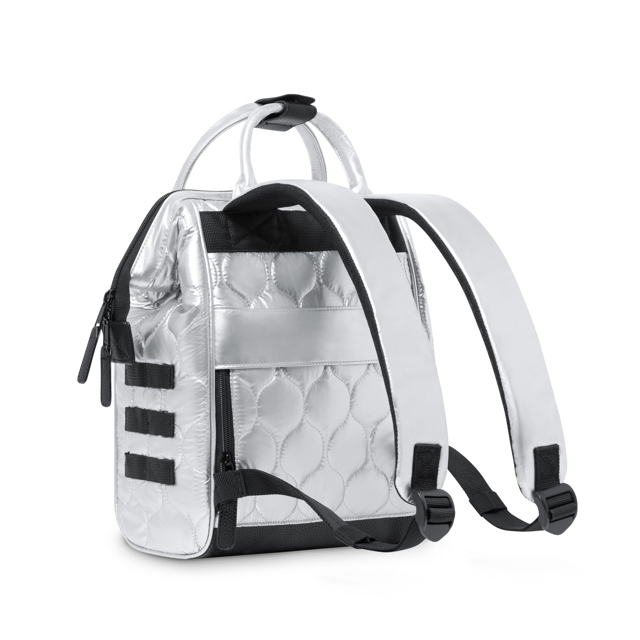 111837643440319_0009