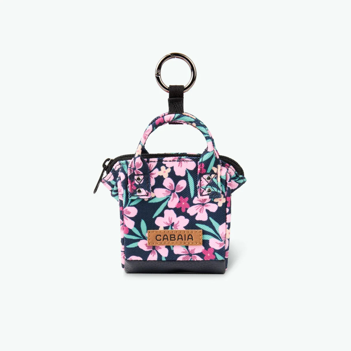 111851379577663_0000