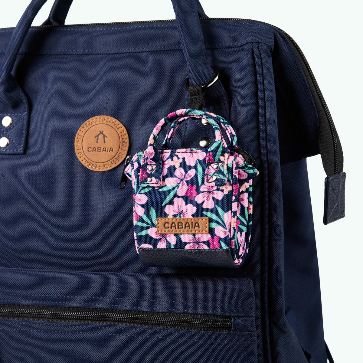 111851379577663_0002