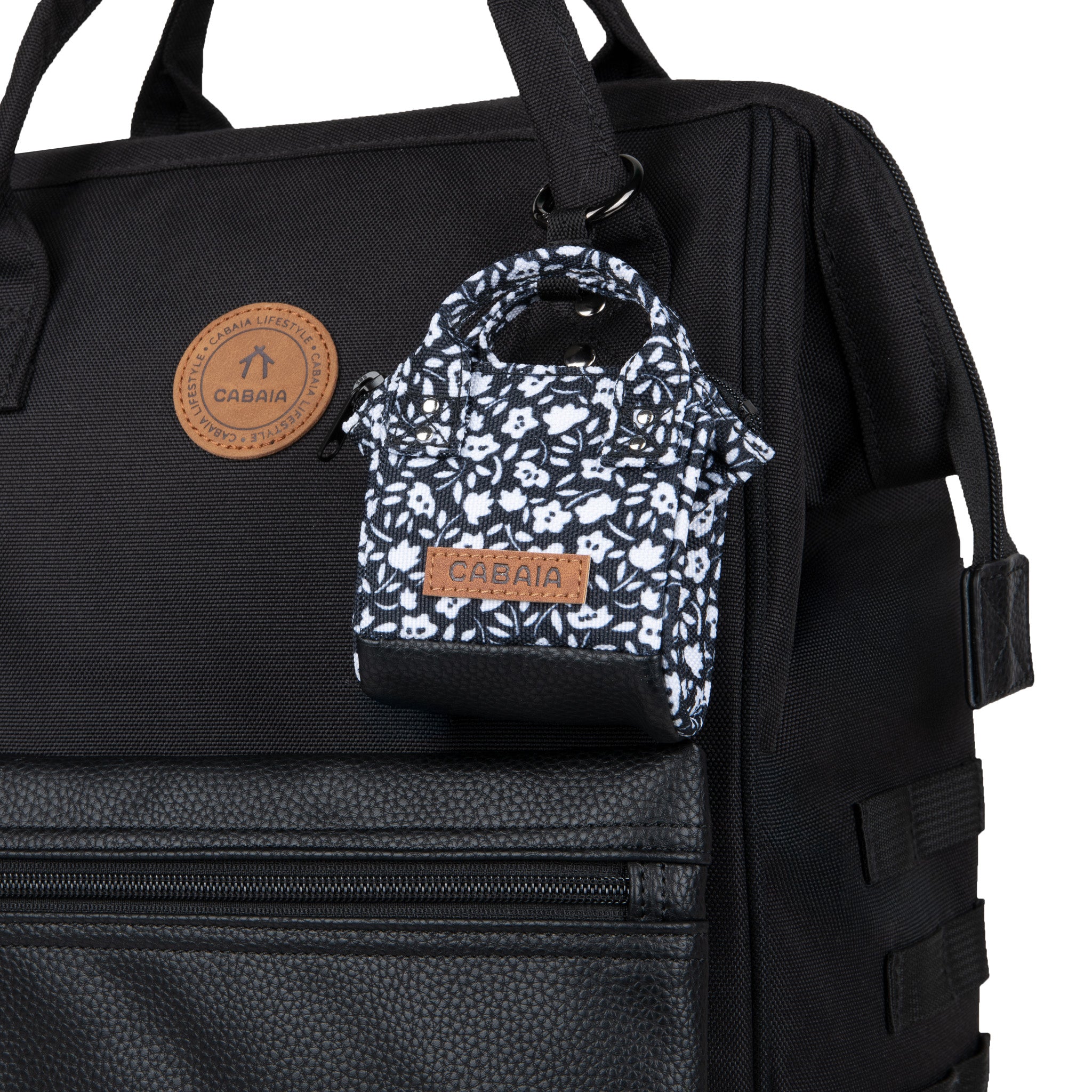 111851588957321_0002