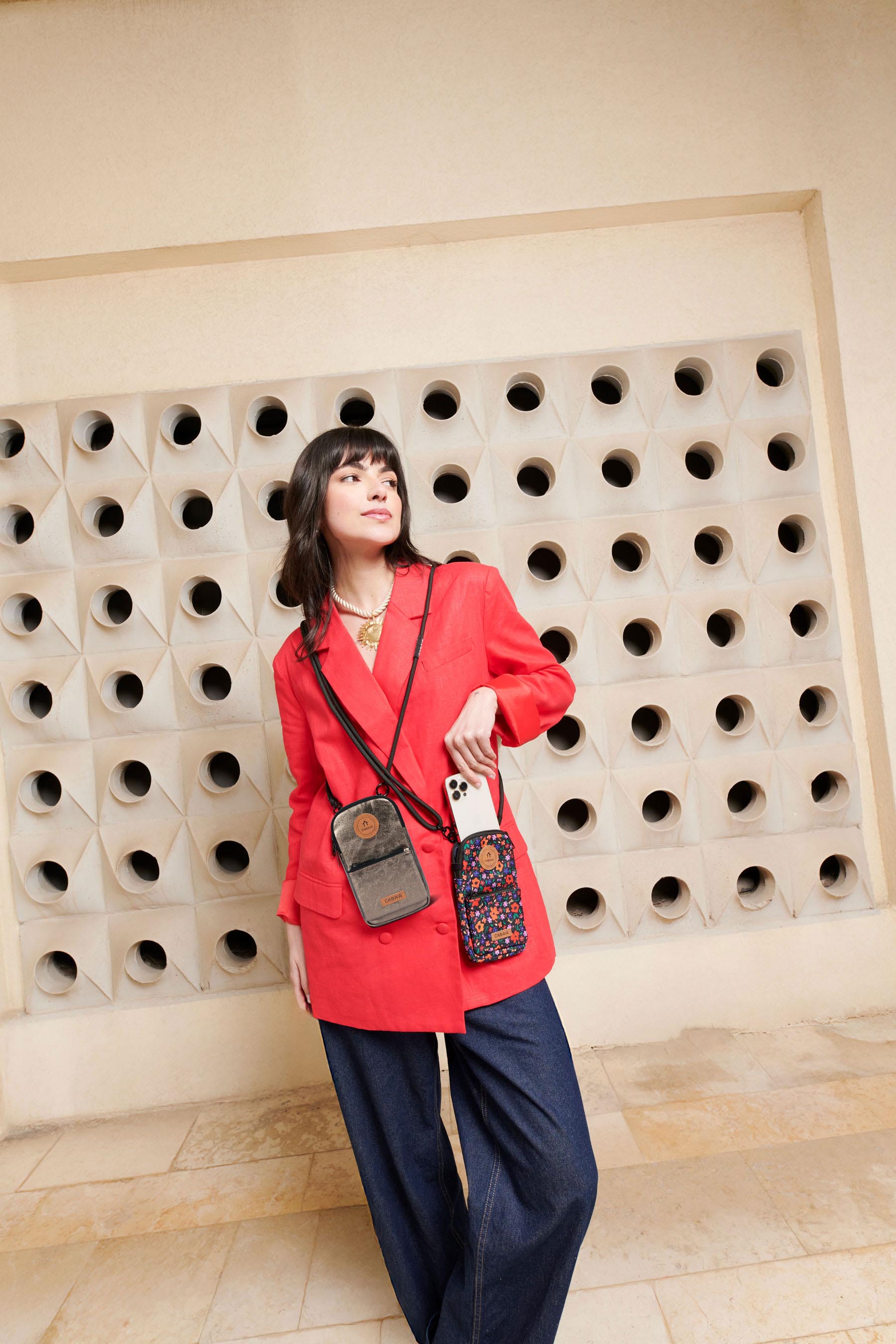 111858457109009_0001