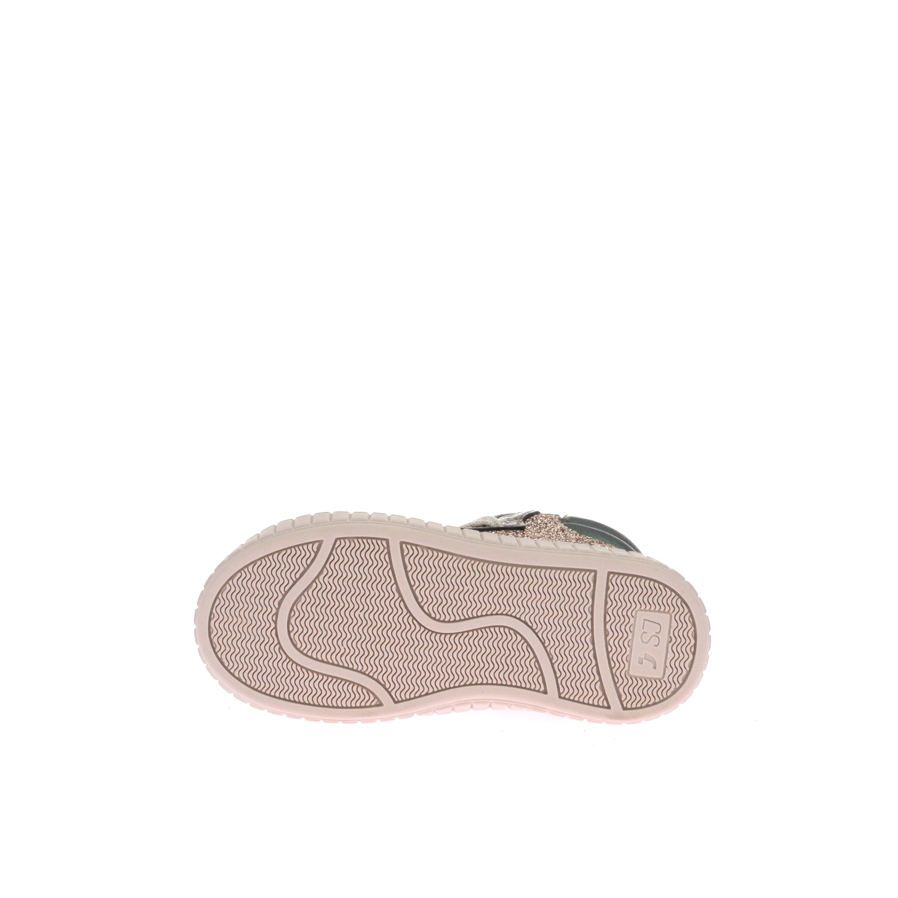 111883322459822_0005