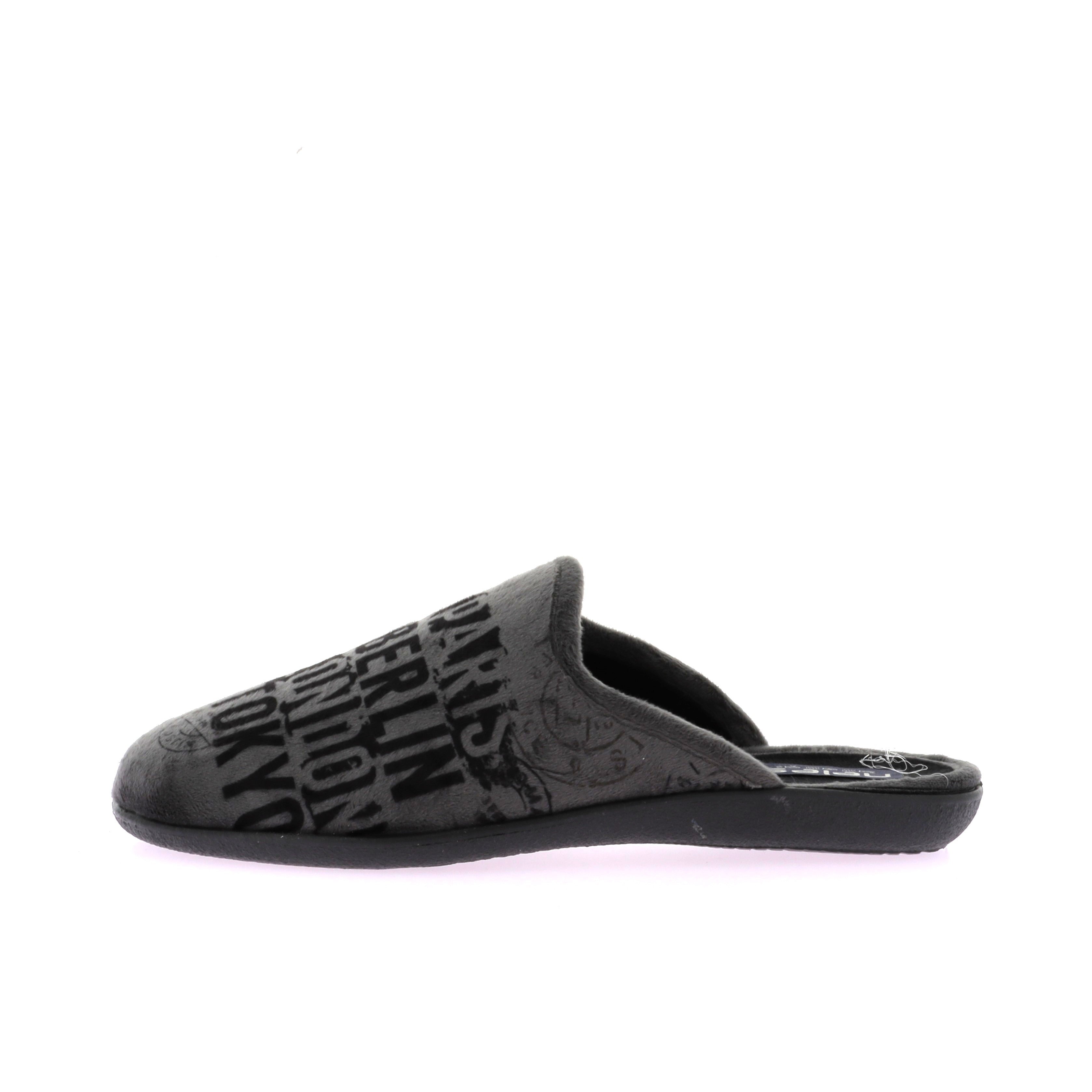 111993801379996_0000