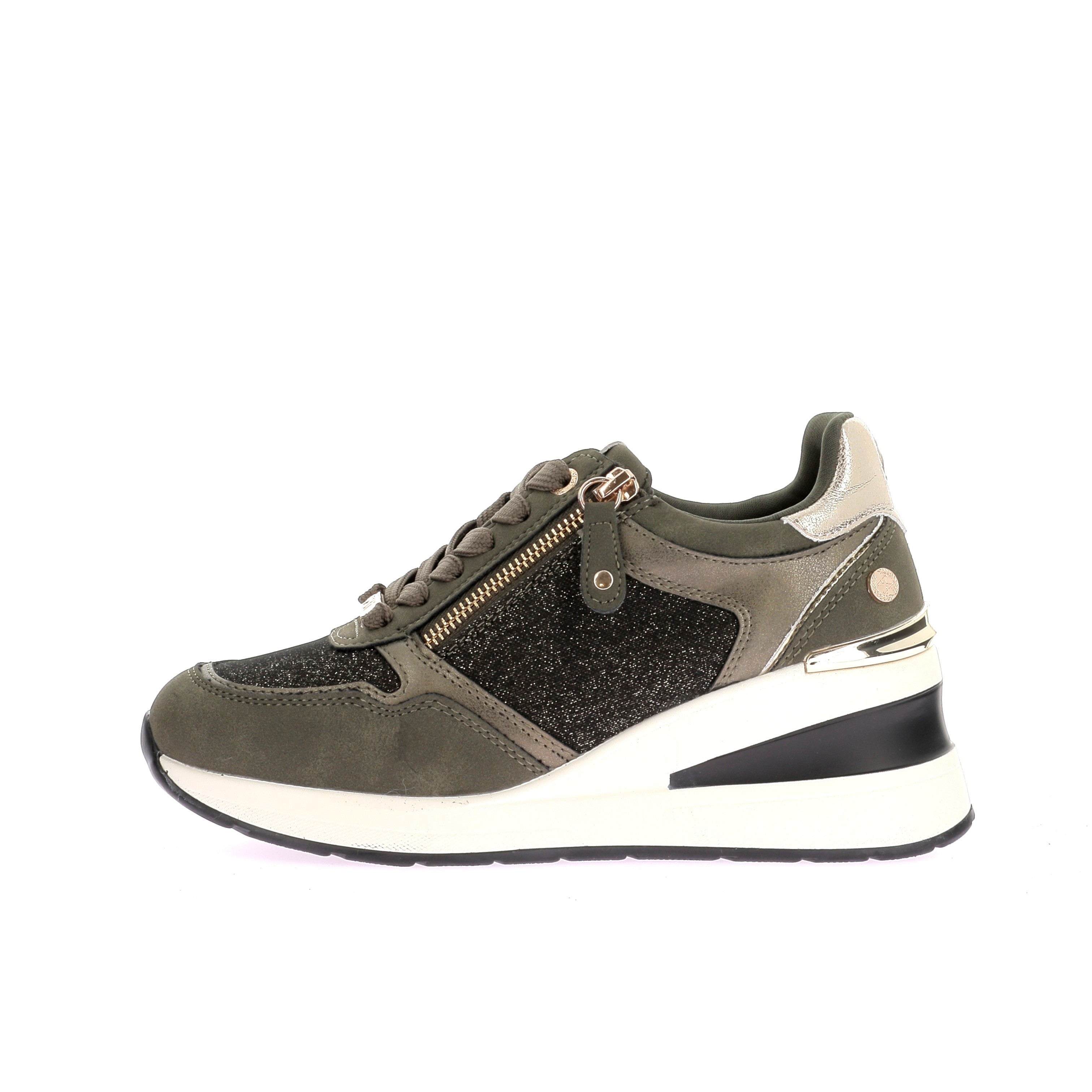 112327932024708_0000