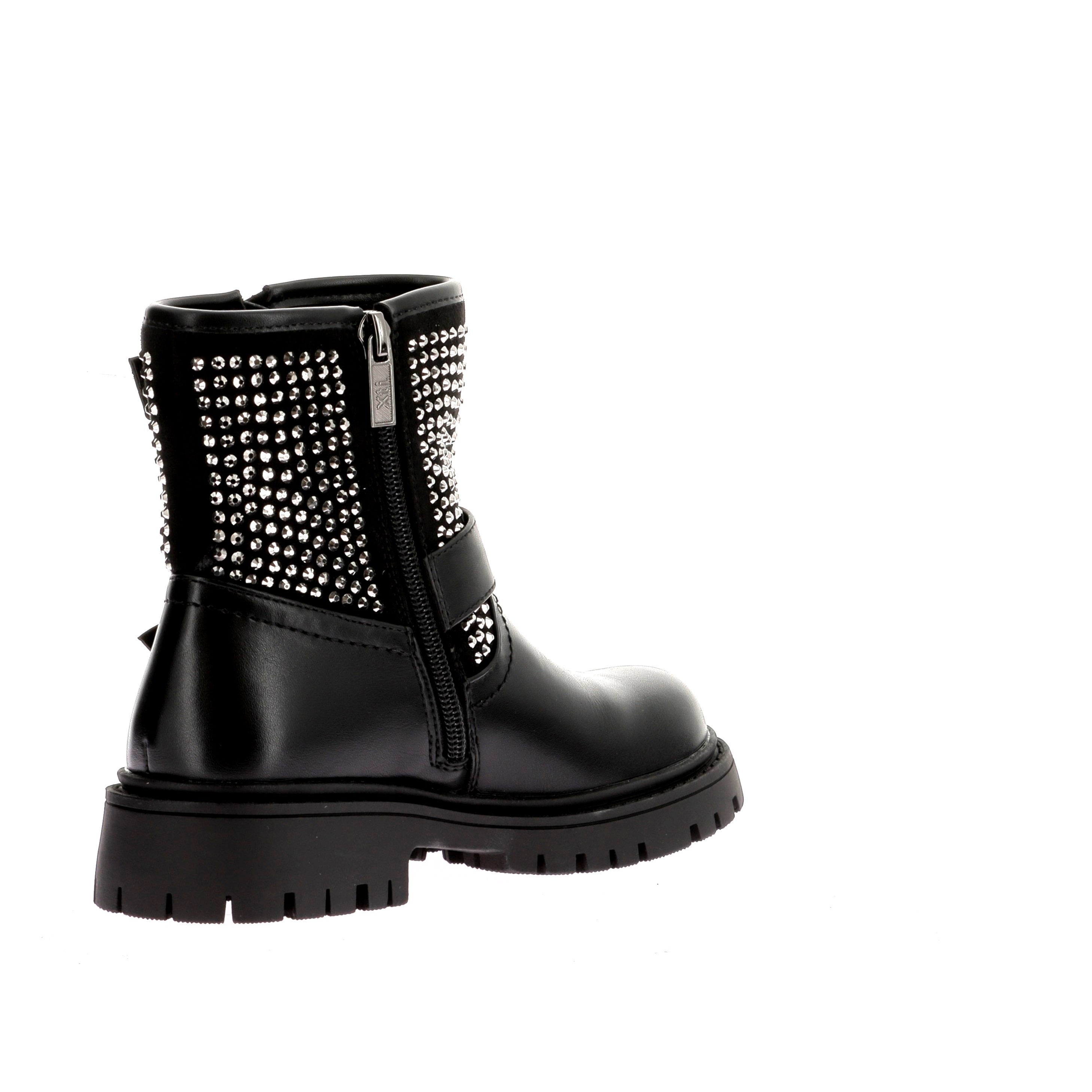 112381569245649_0003