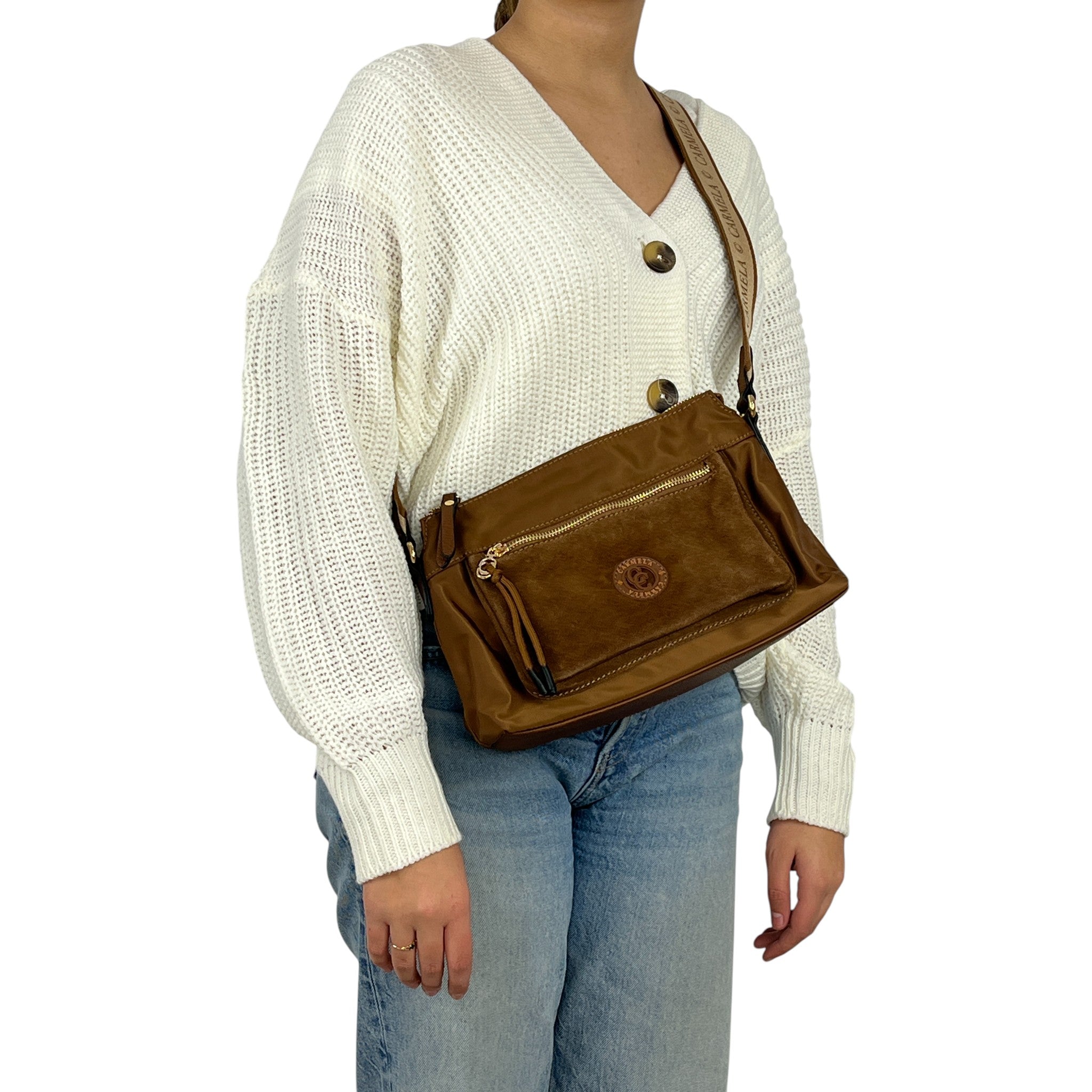 112391511213469_0000