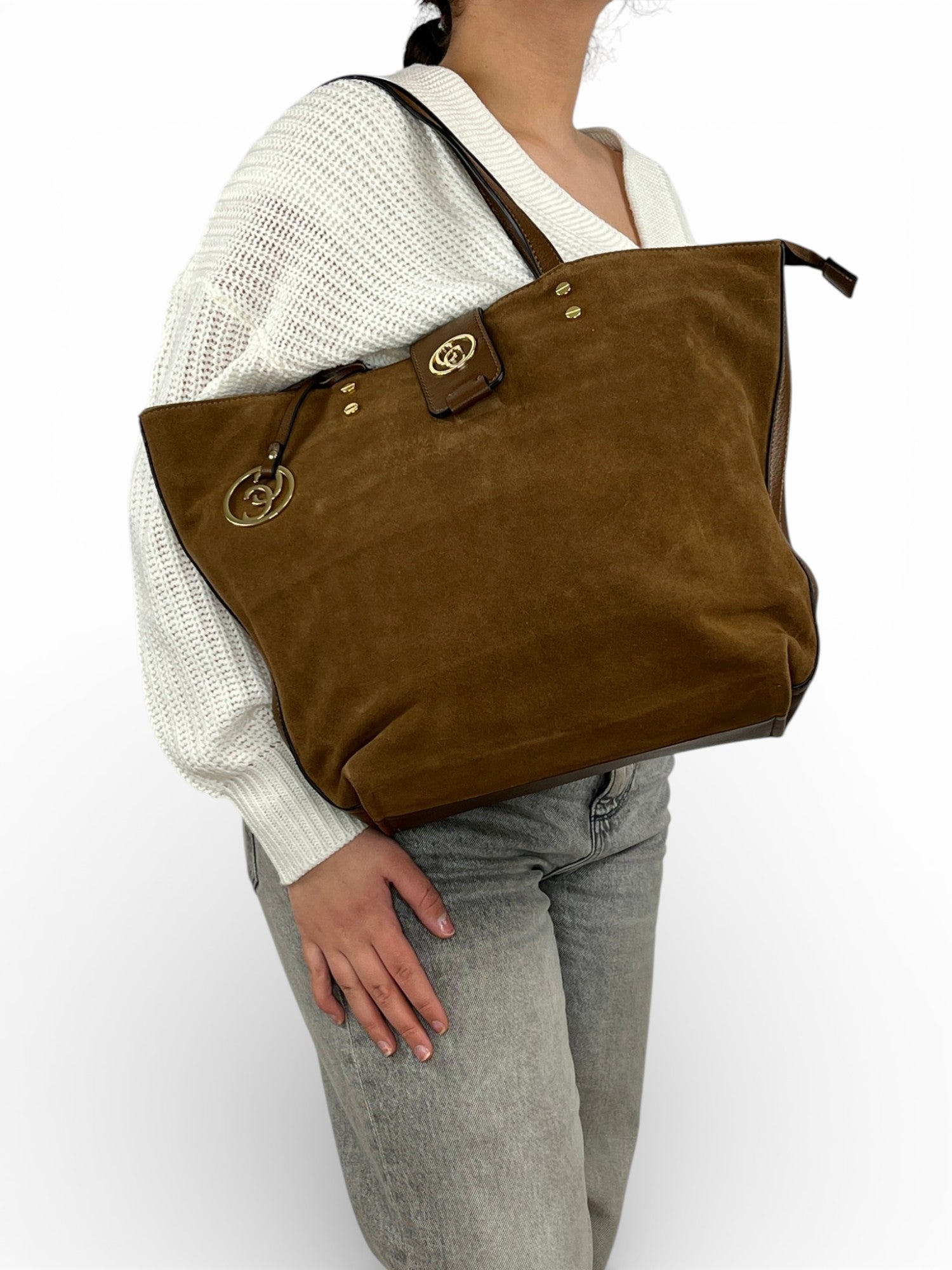 112399511213469_0000